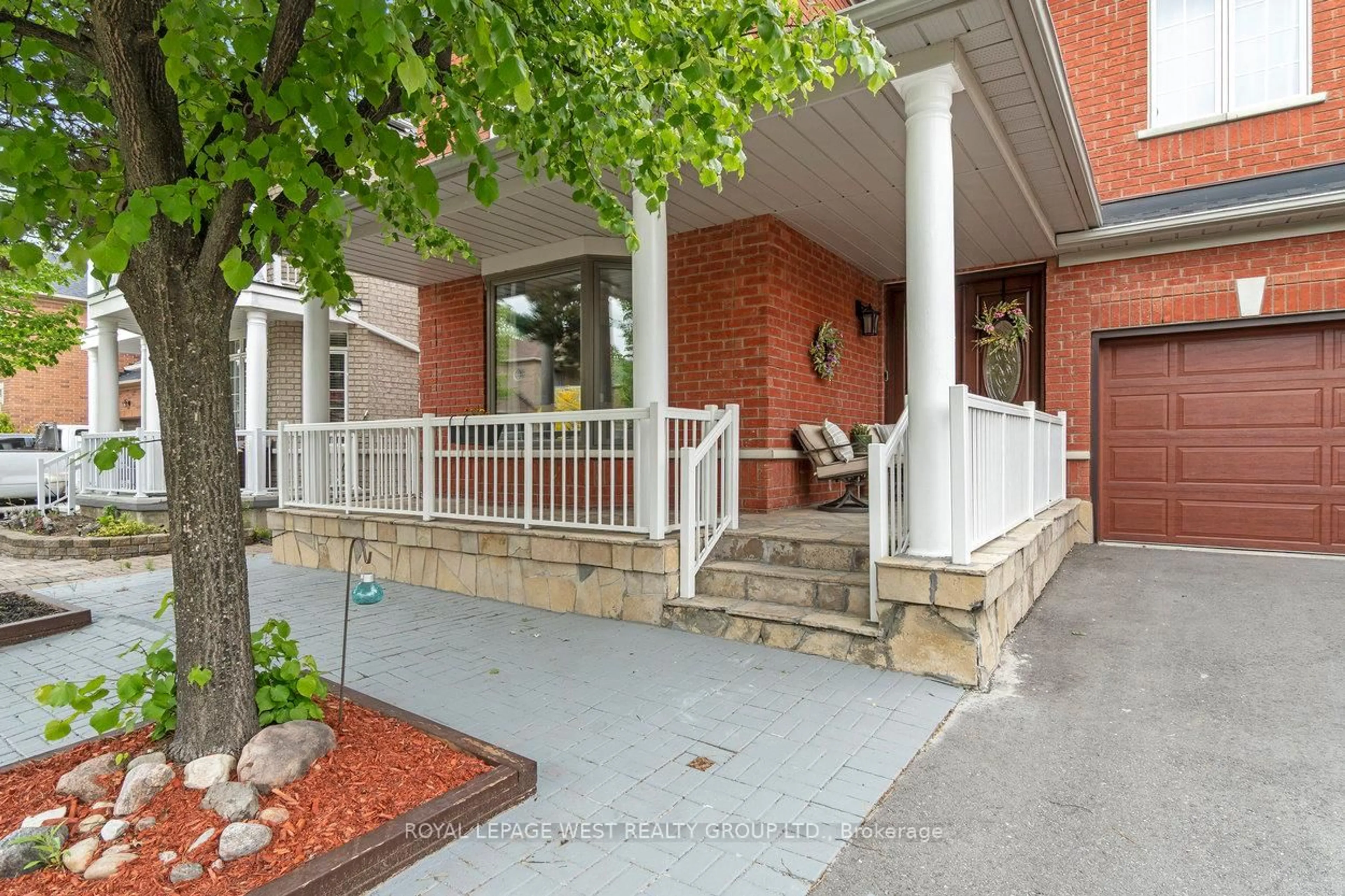 Patio, street for 67 Tremblay Ave, Vaughan Ontario L4H 2X1