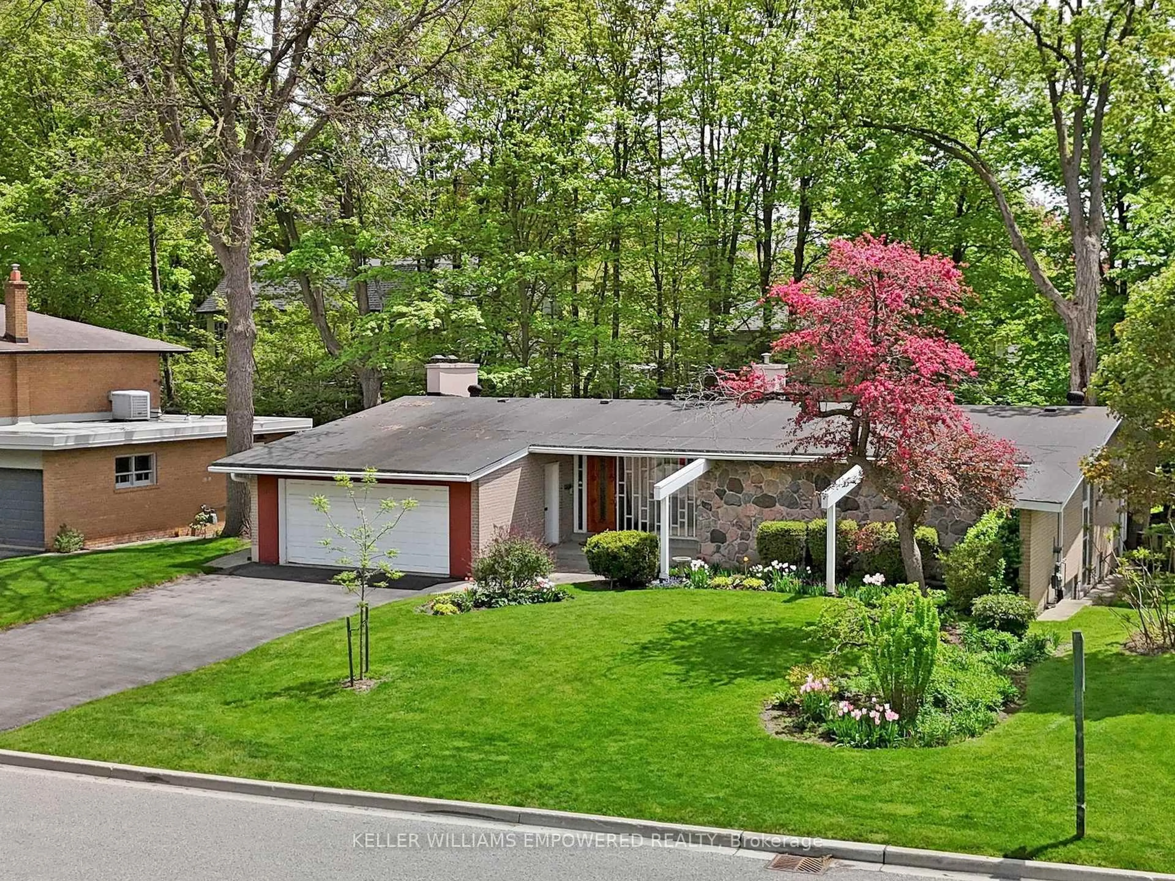Unknown for 5 Pinevale Rd, Markham Ontario L3T 1J5
