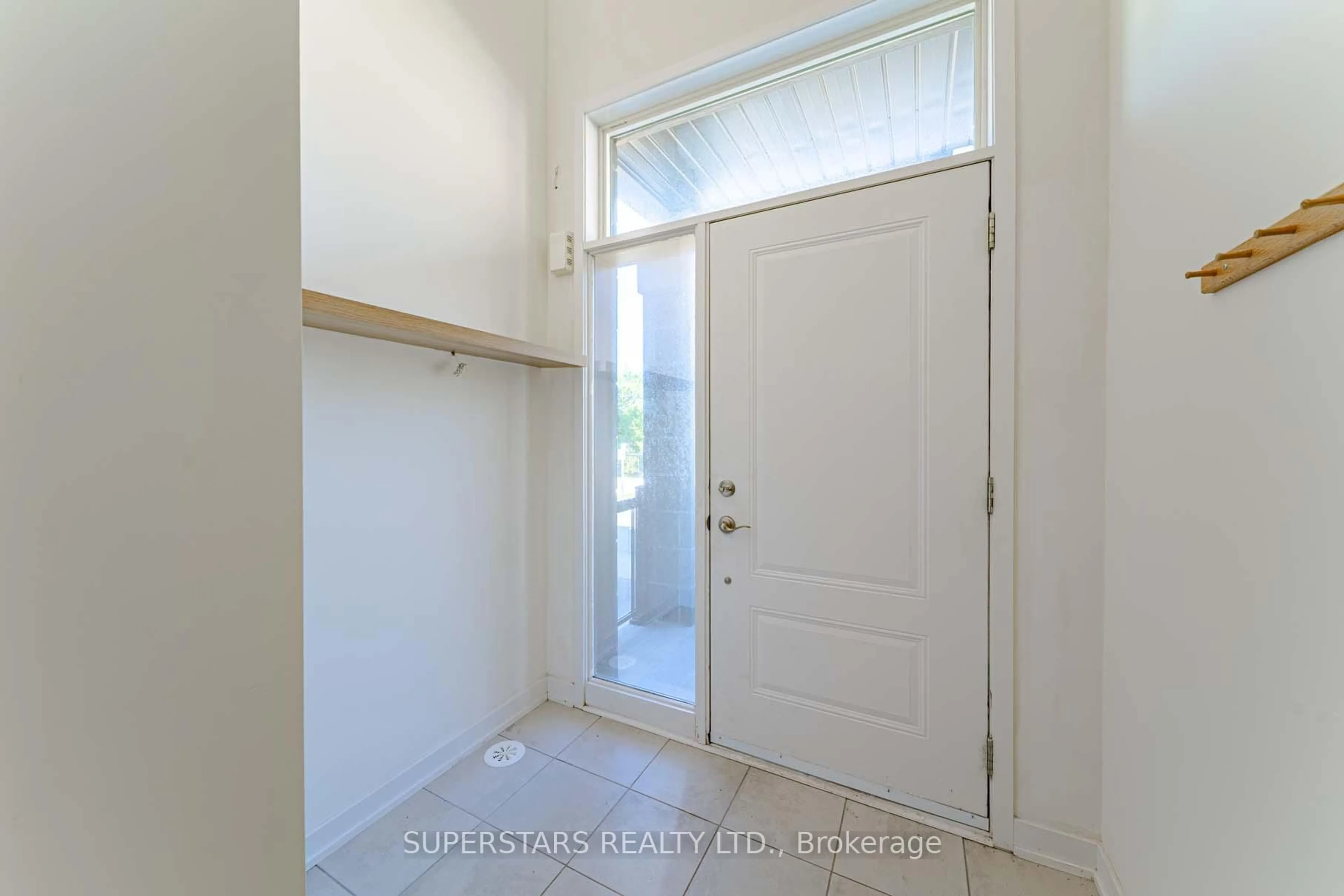 Indoor entryway for 21 Armillo Pl, Markham Ontario L6E 0V4