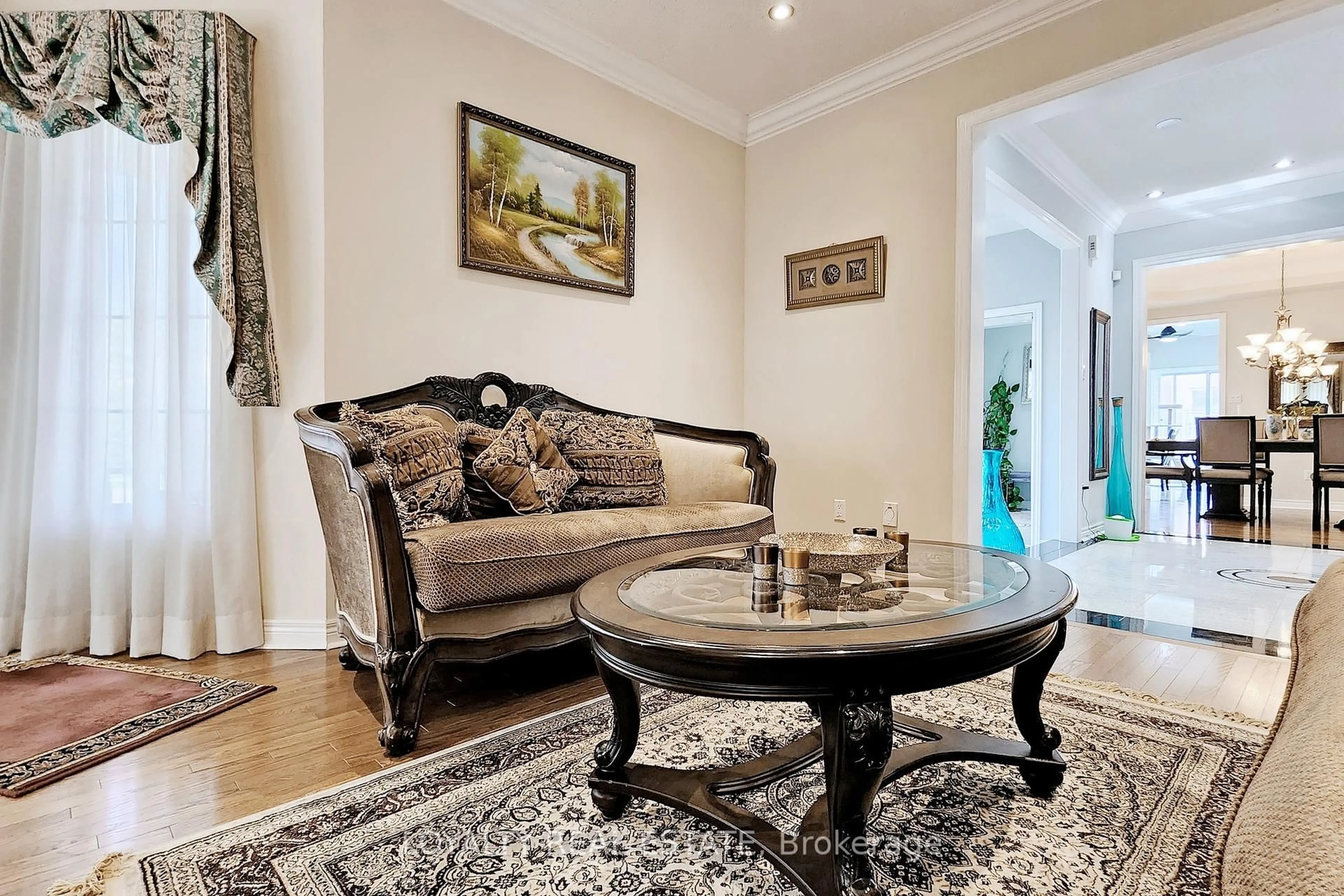 Living room with furniture, unknown for 97 Song Bird Dr, Markham Ontario L3S 3X7
