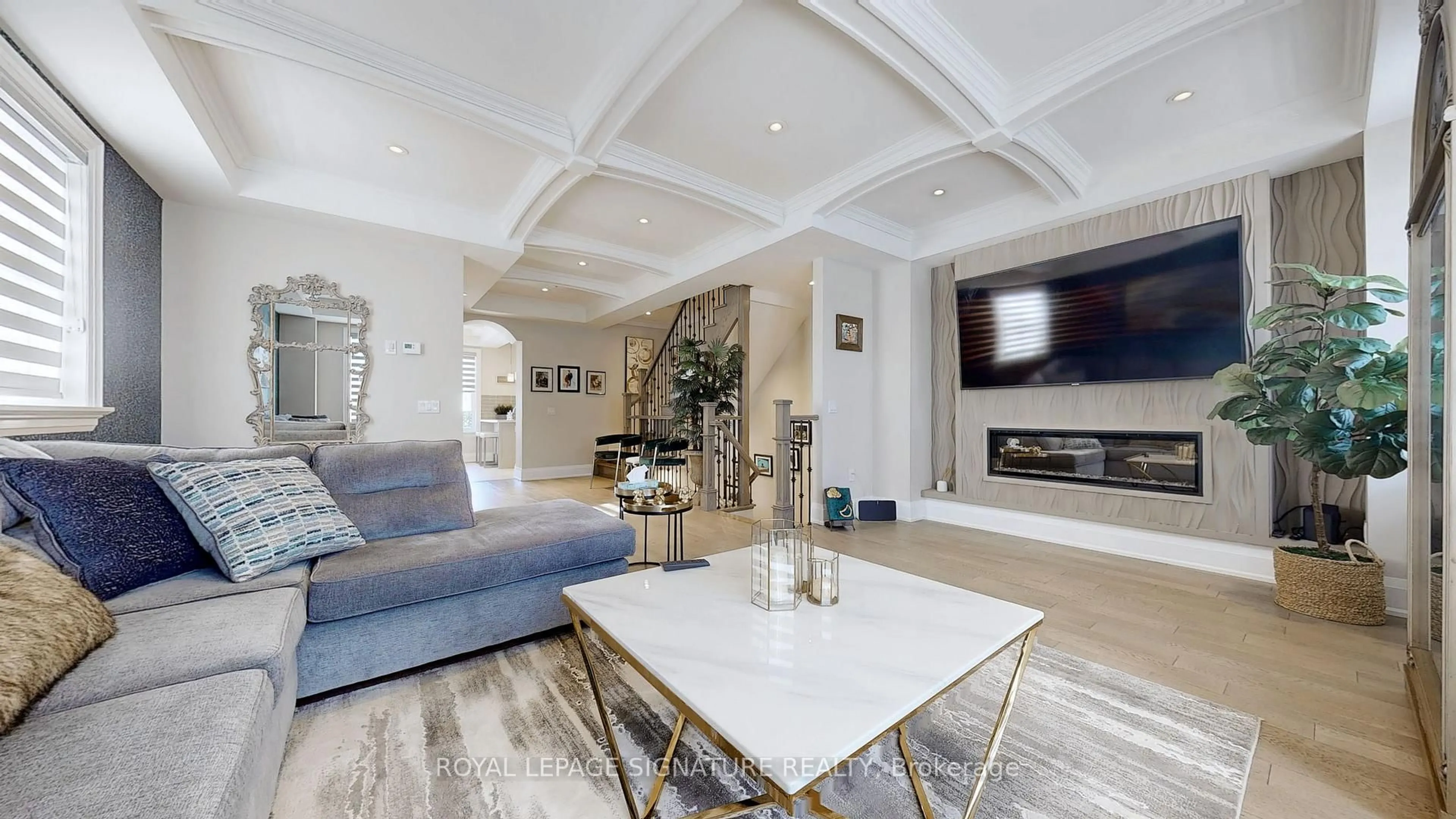 Living room with furniture, unknown for 9966 Keele St, Vaughan Ontario L6A 3Y5
