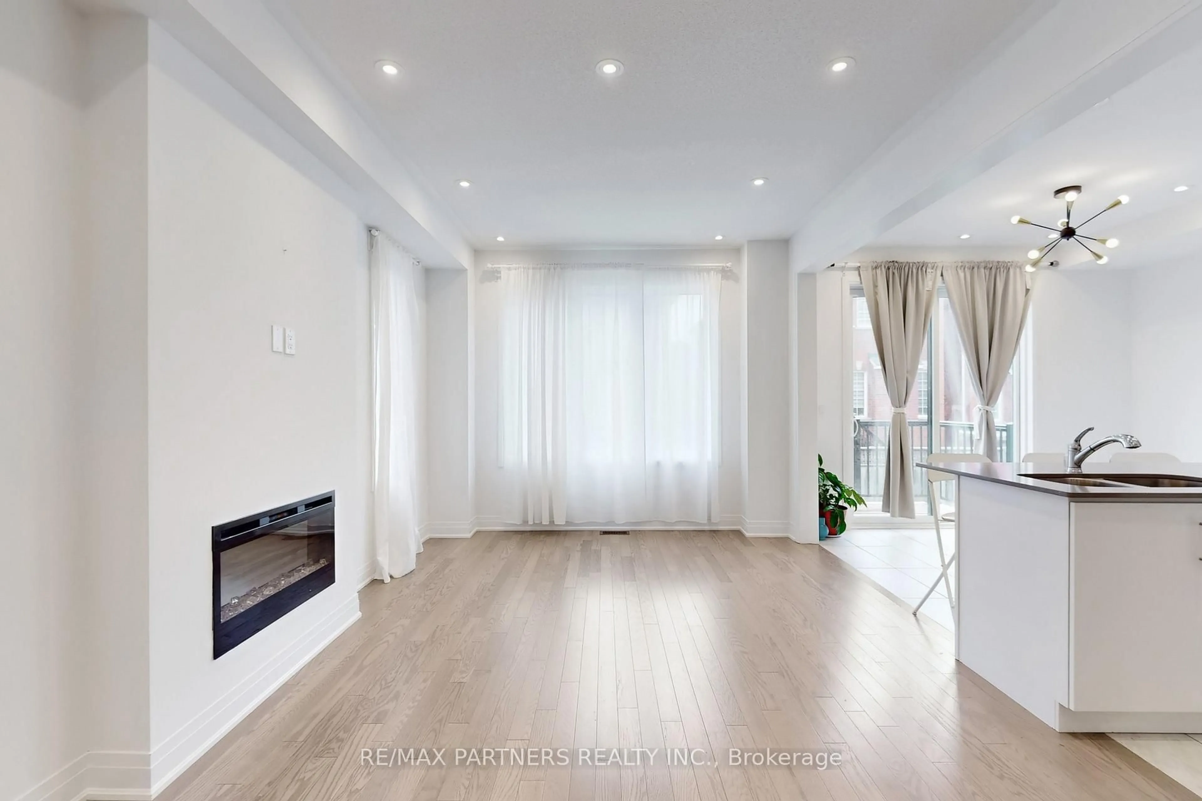 Unknown for 14 Arthur White Lane, Markham Ontario L6E 0W2