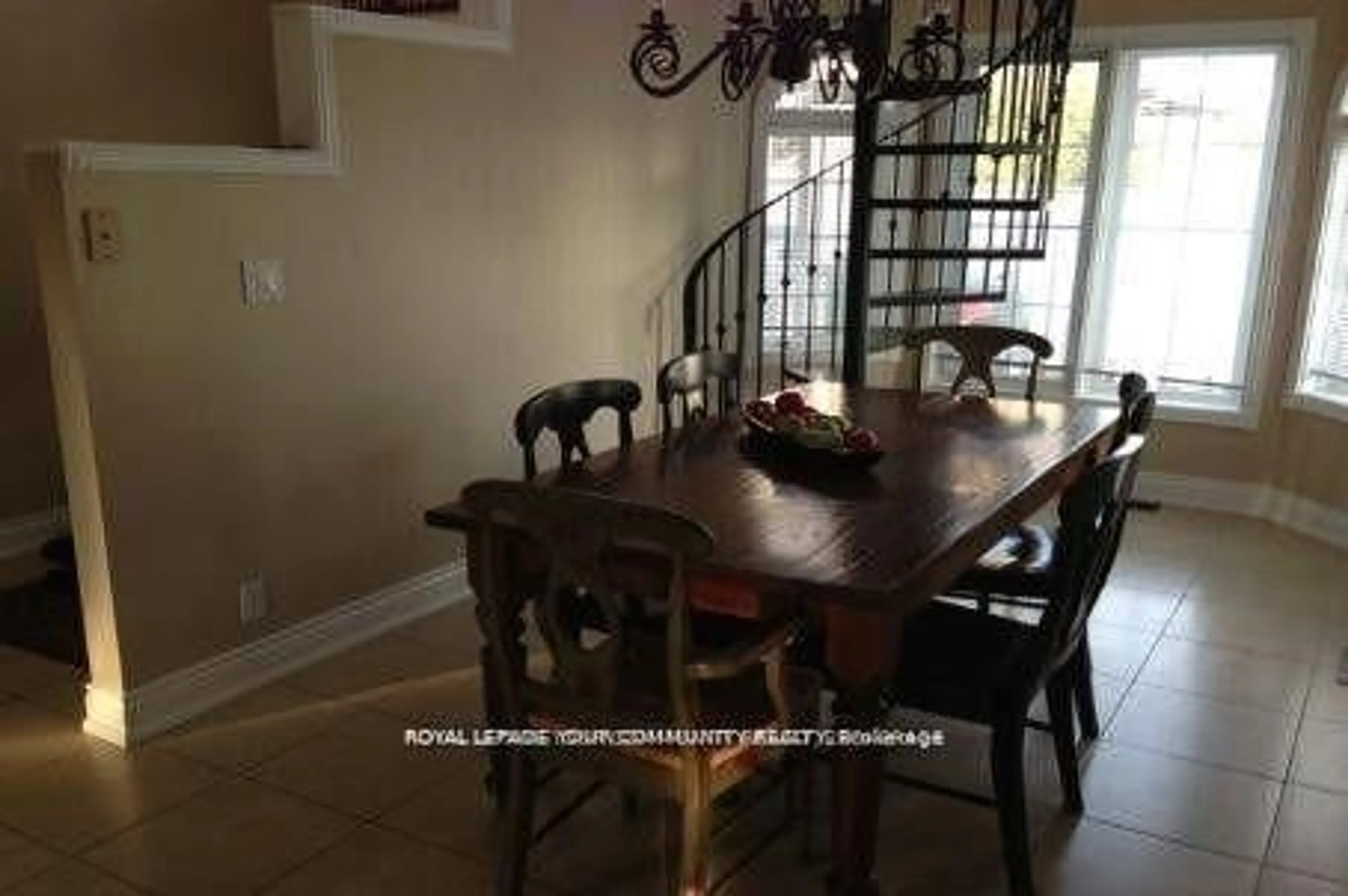 Dining room, unknown for 94 Elgin Mills Rd, Richmond Hill Ontario L4C 4M2