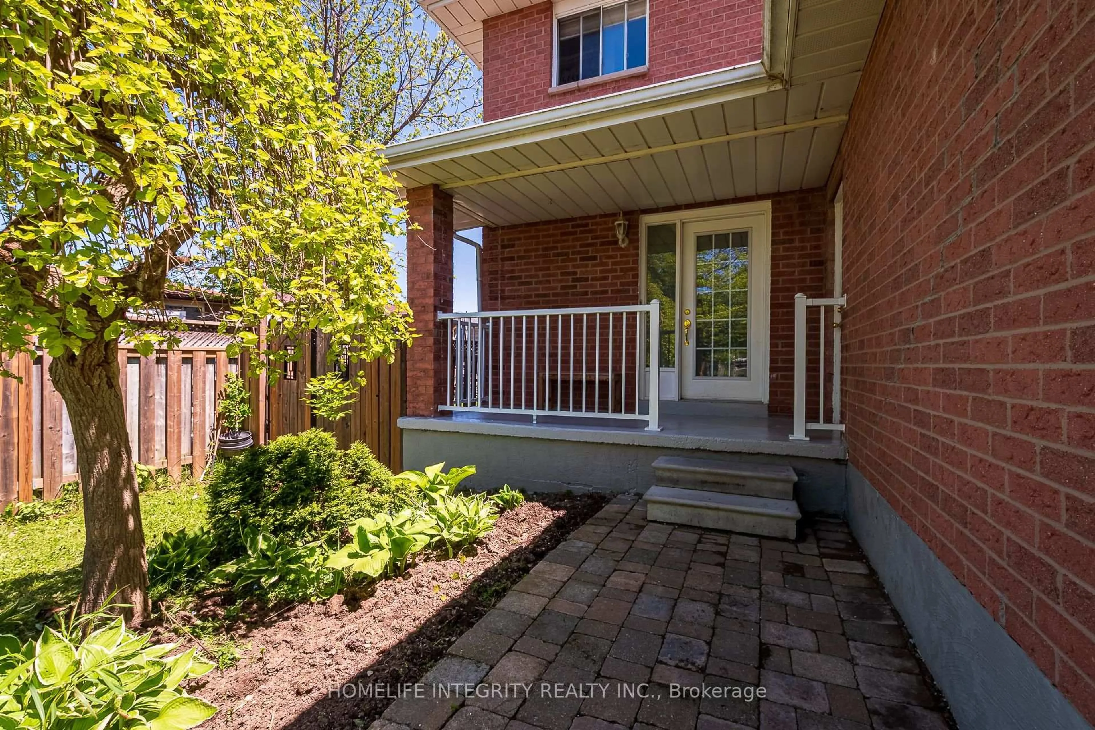Home with brick exterior material, street for 115 Beattie Ave, New Tecumseth Ontario L9R 1C3