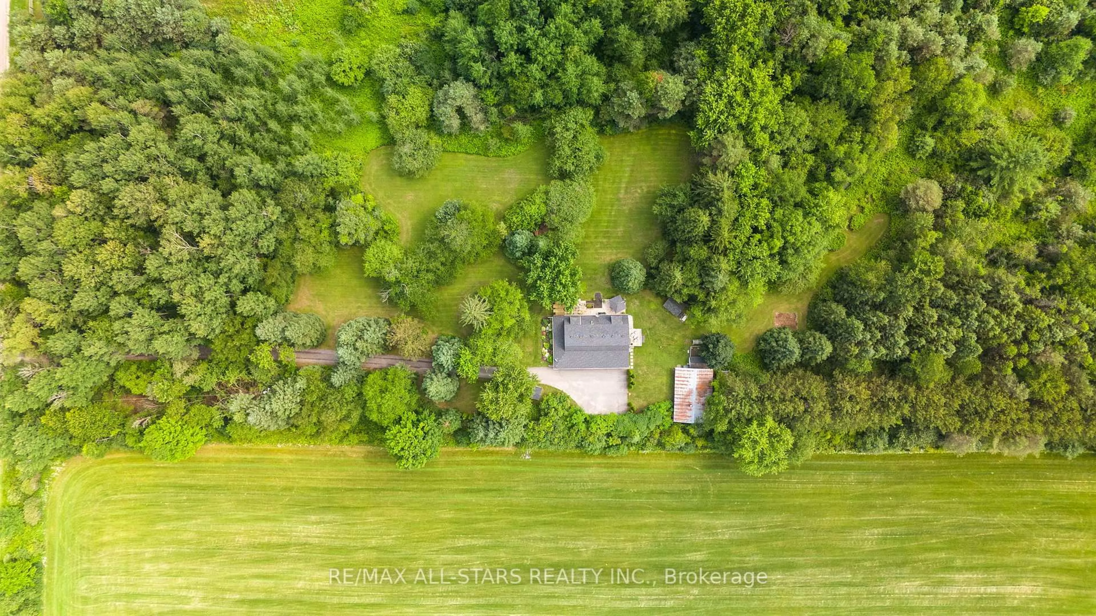 A pic from outside/outdoor area/front of a property/back of a property/a pic from drone, forest/trees view for 7820 Concession 5 N/A, Uxbridge Ontario L9P 1R1