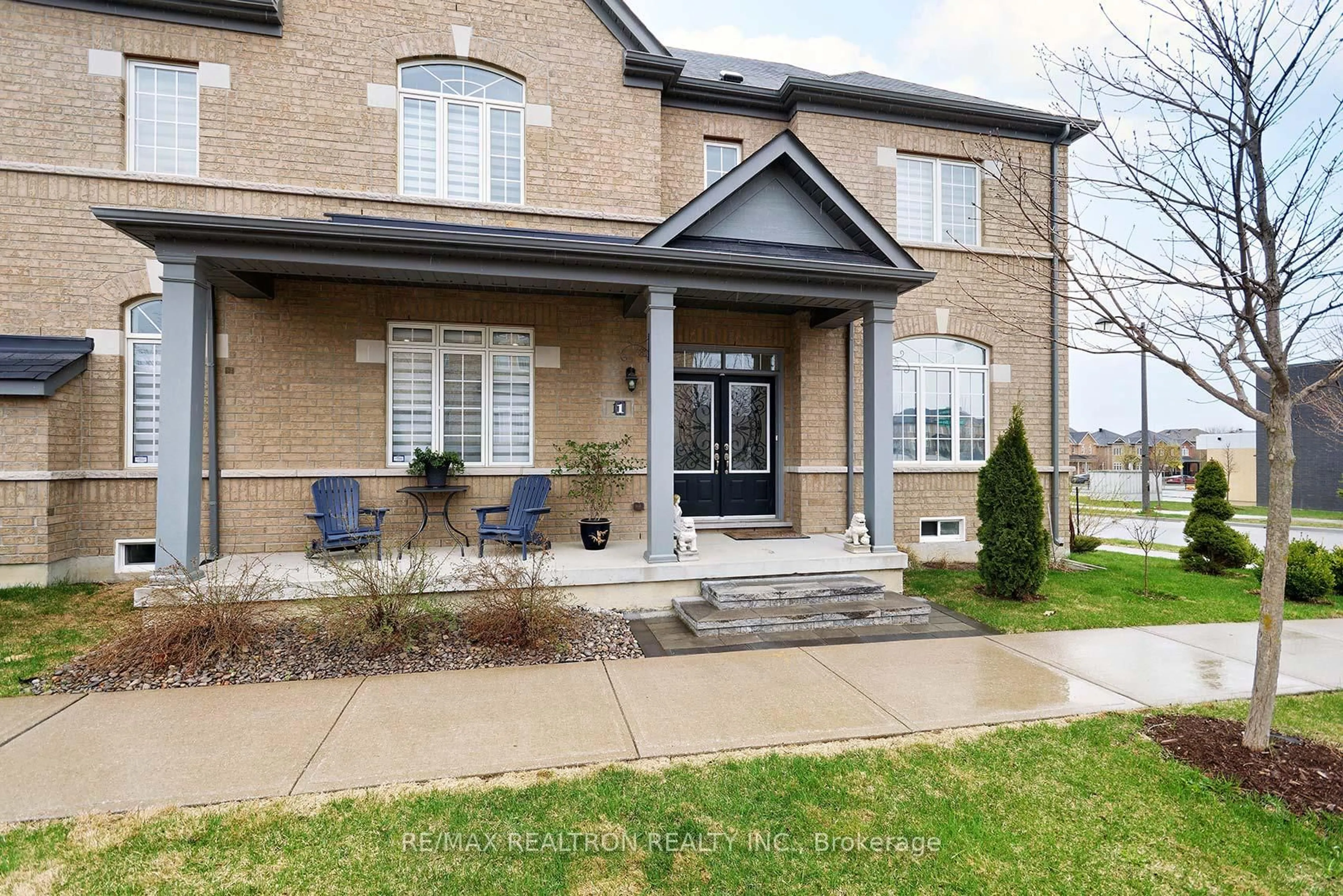 Home with brick exterior material, street for 1 Starry Sky Ave, Markham Ontario L6B 0Y1