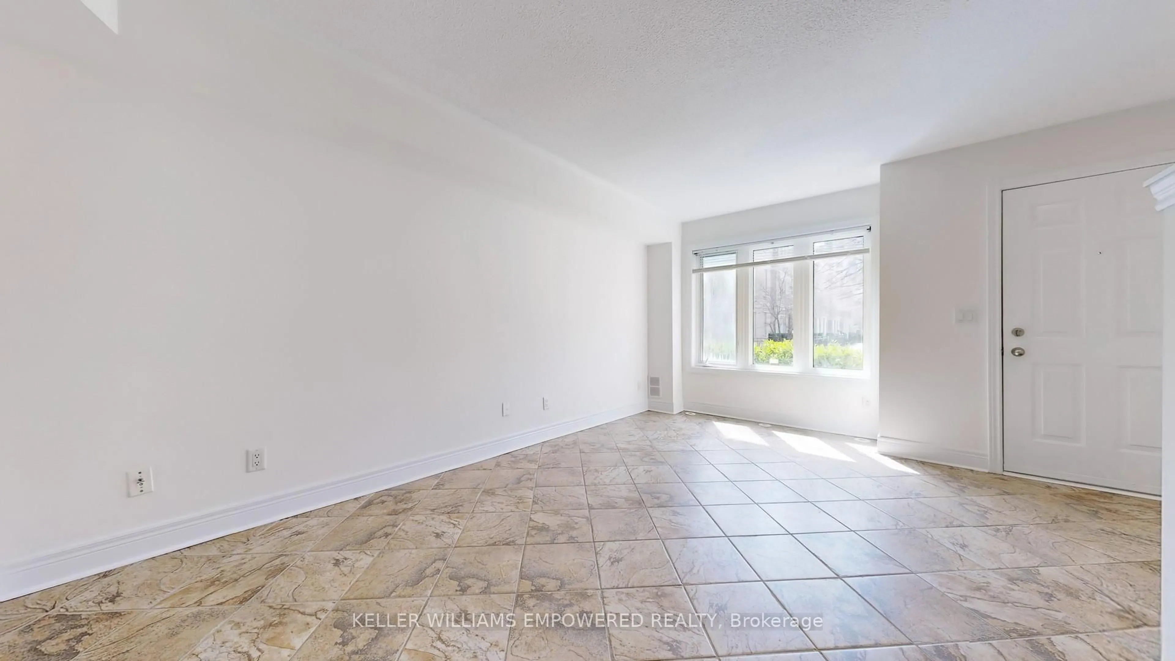 A pic of a room for 68 Suncrest Blvd #TH 3, Markham Ontario L3T 7Y1