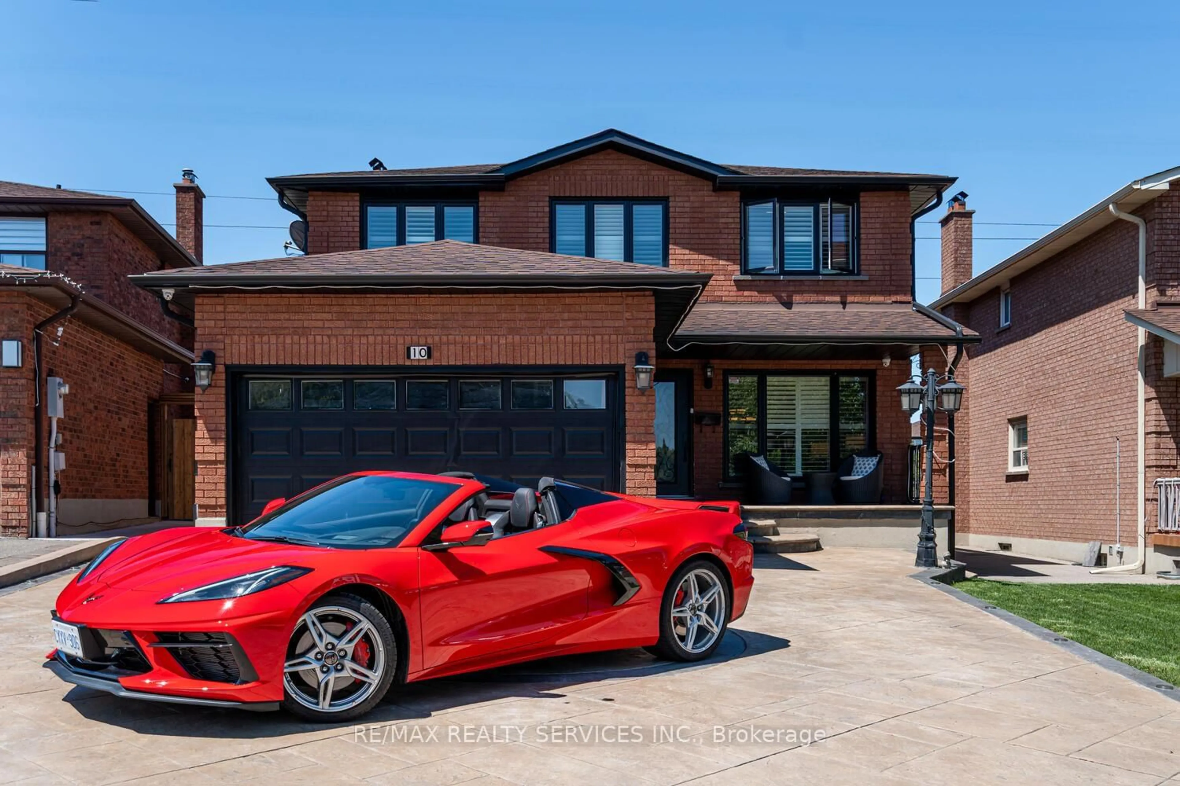 Home with brick exterior material, street for 10 Gold Finch Pl, Vaughan Ontario L4L 6N6