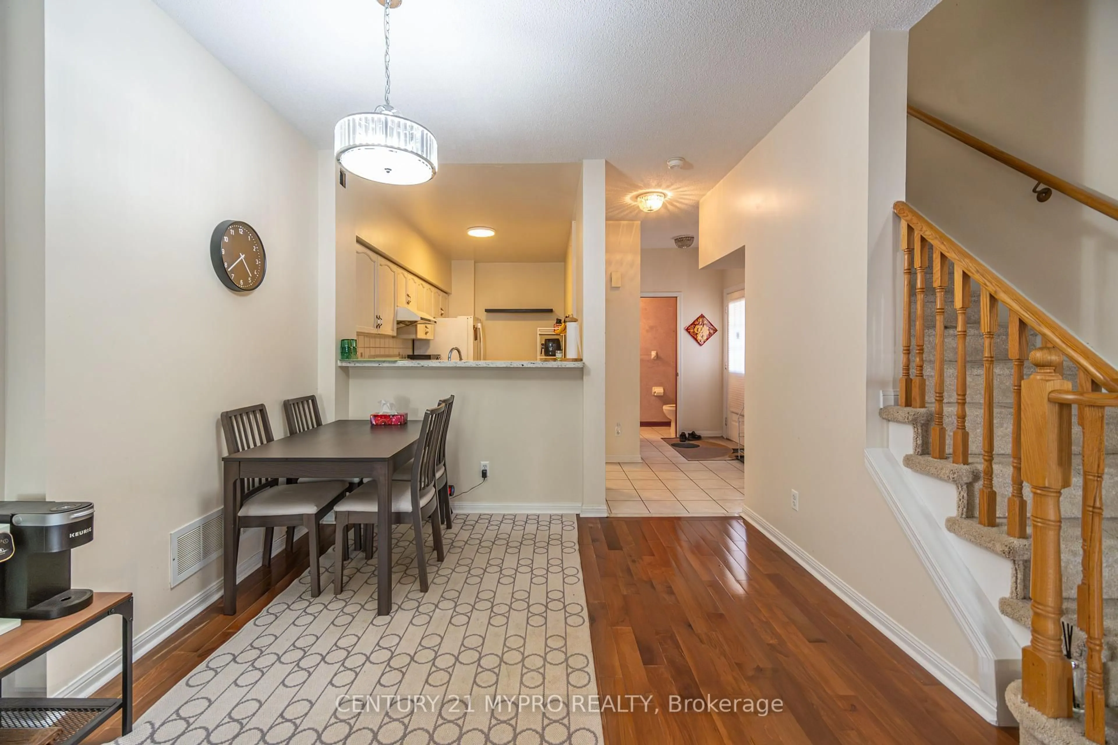 Indoor entryway for 1 Alpen Way #11, Markham Ontario L3R 4G2