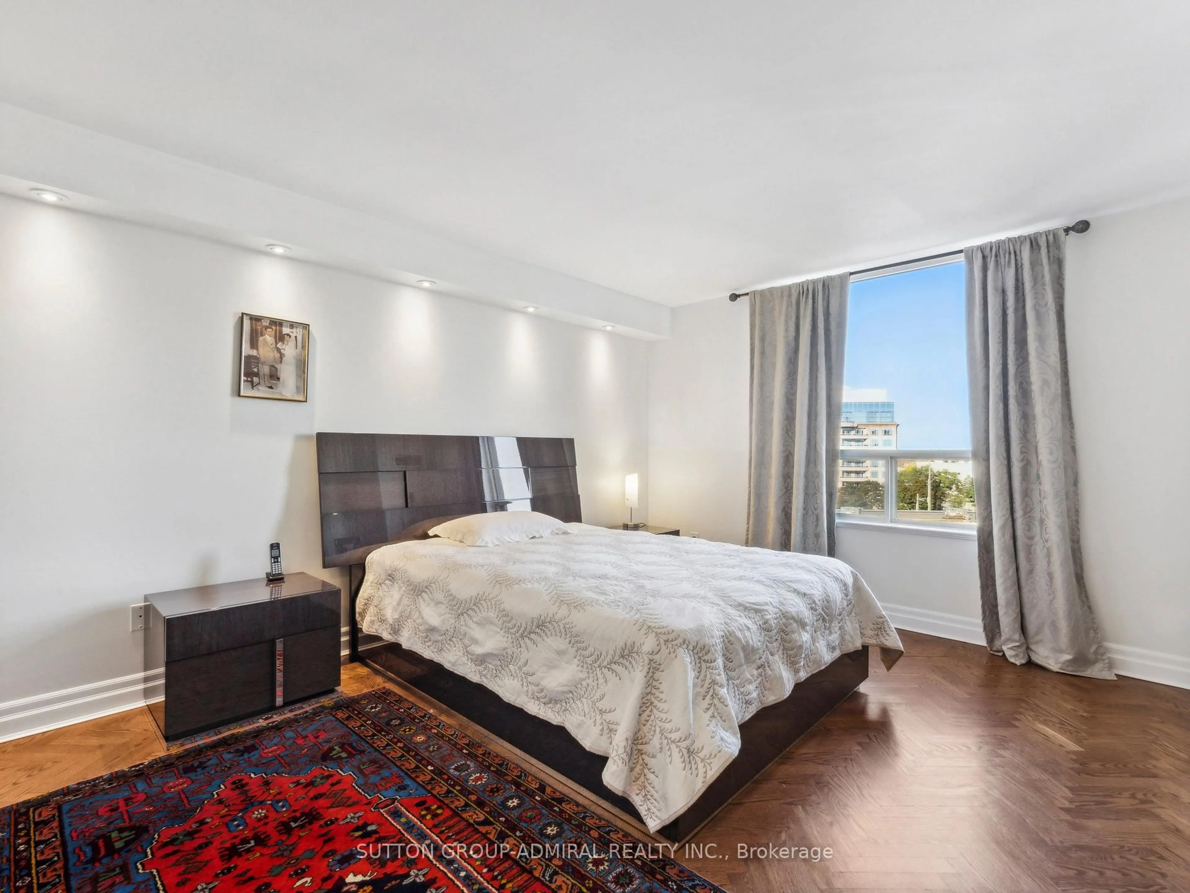 Bedroom with bed, unknown for 7 Townsgate Dr #604, Vaughan Ontario L4J 7Z9