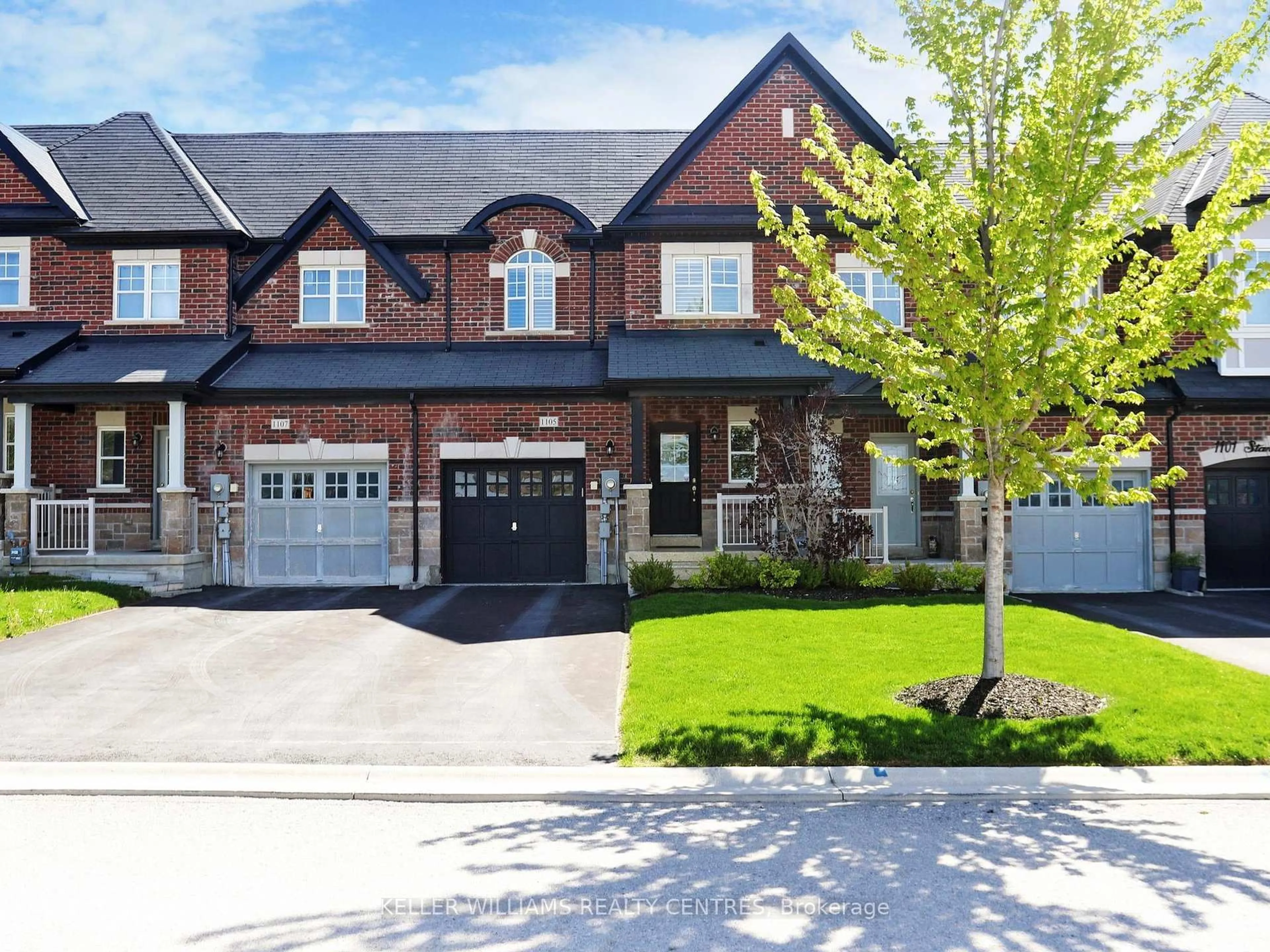 Home with brick exterior material, street for 1105 Stantin St, Innisfil Ontario L0L 1W0