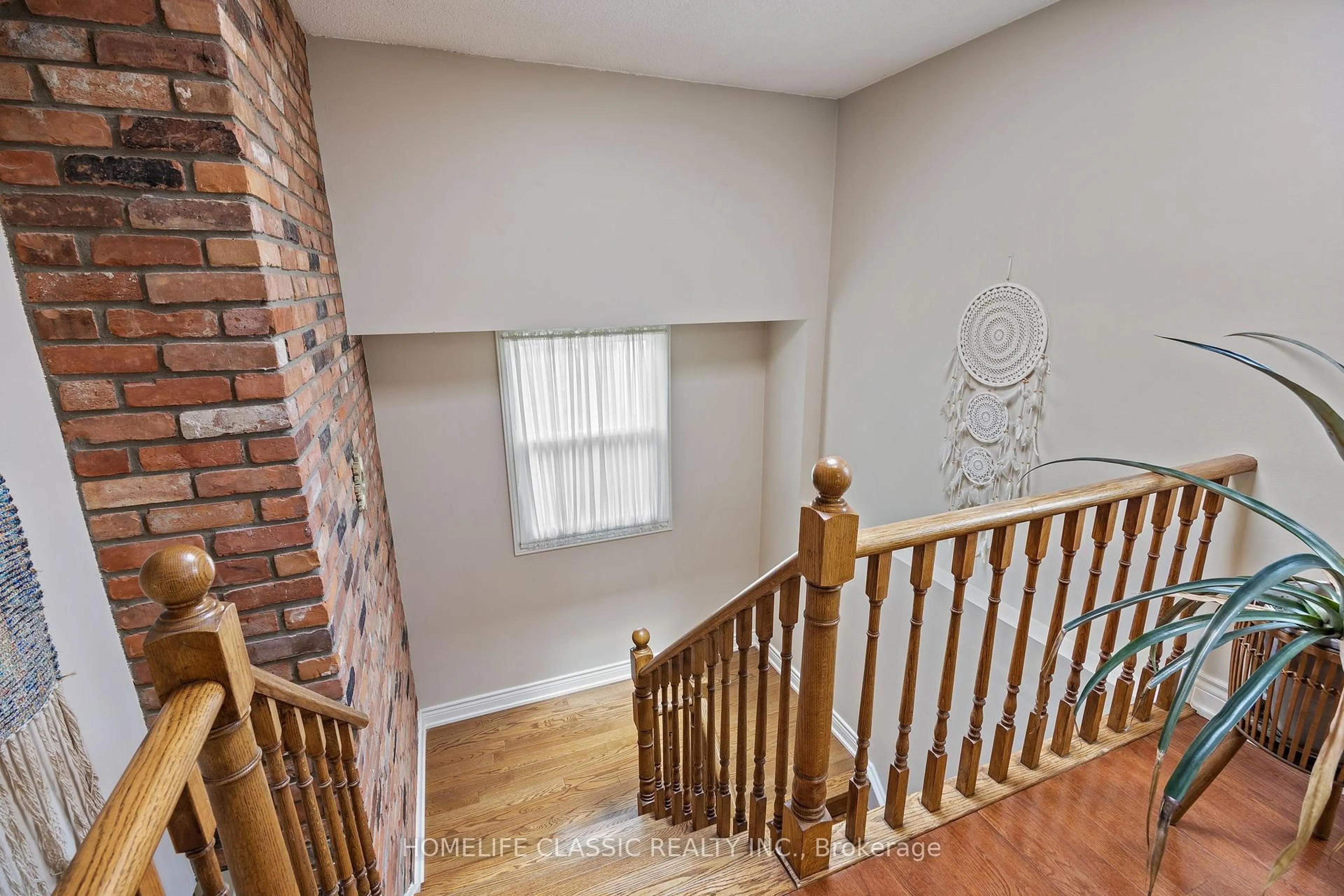 Unknown for 93 North Meadow Cres, Vaughan Ontario L4J 3C4