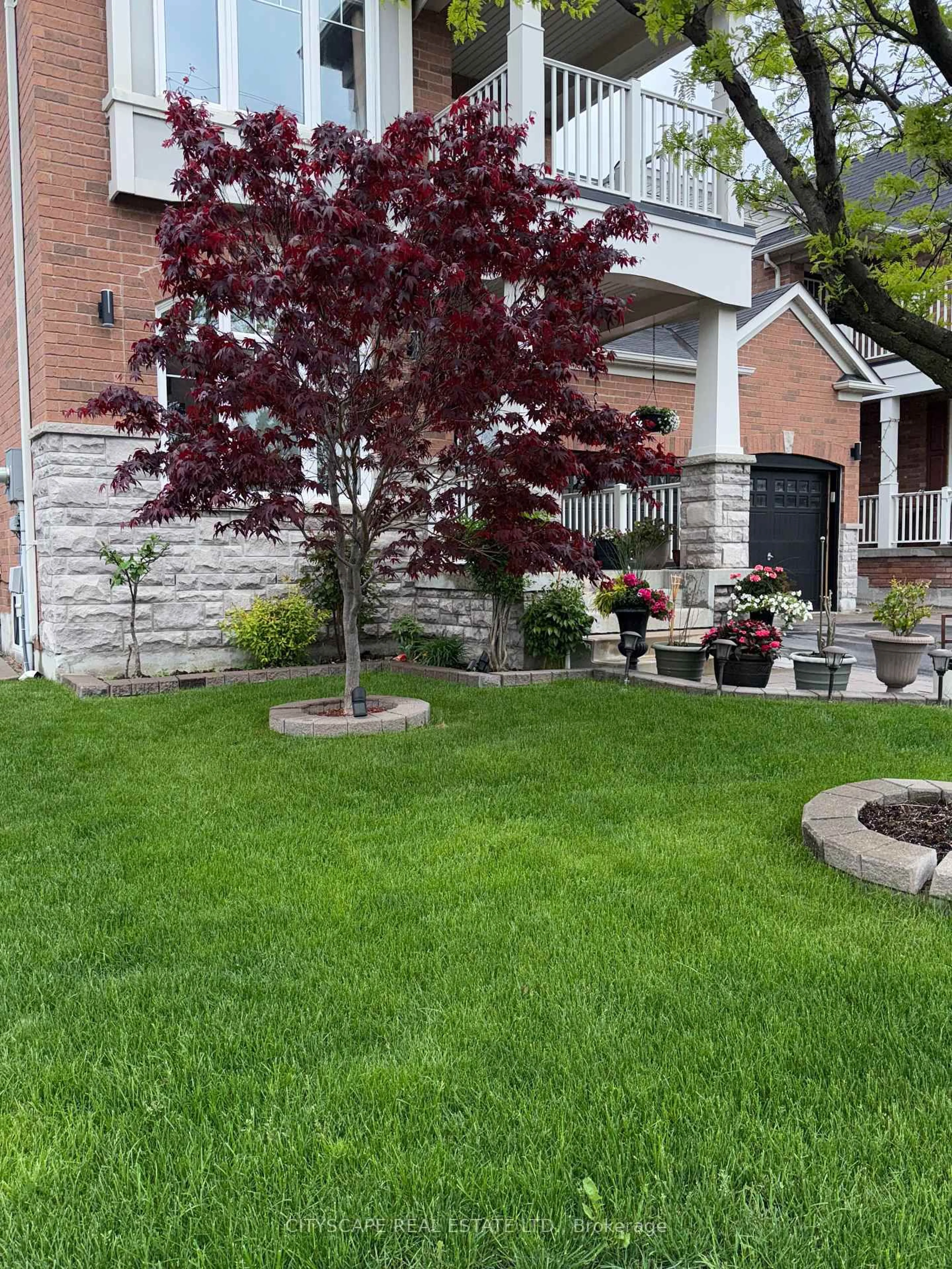 Unknown for 77 Bulmer Cres, Newmarket Ontario L3X 3K1