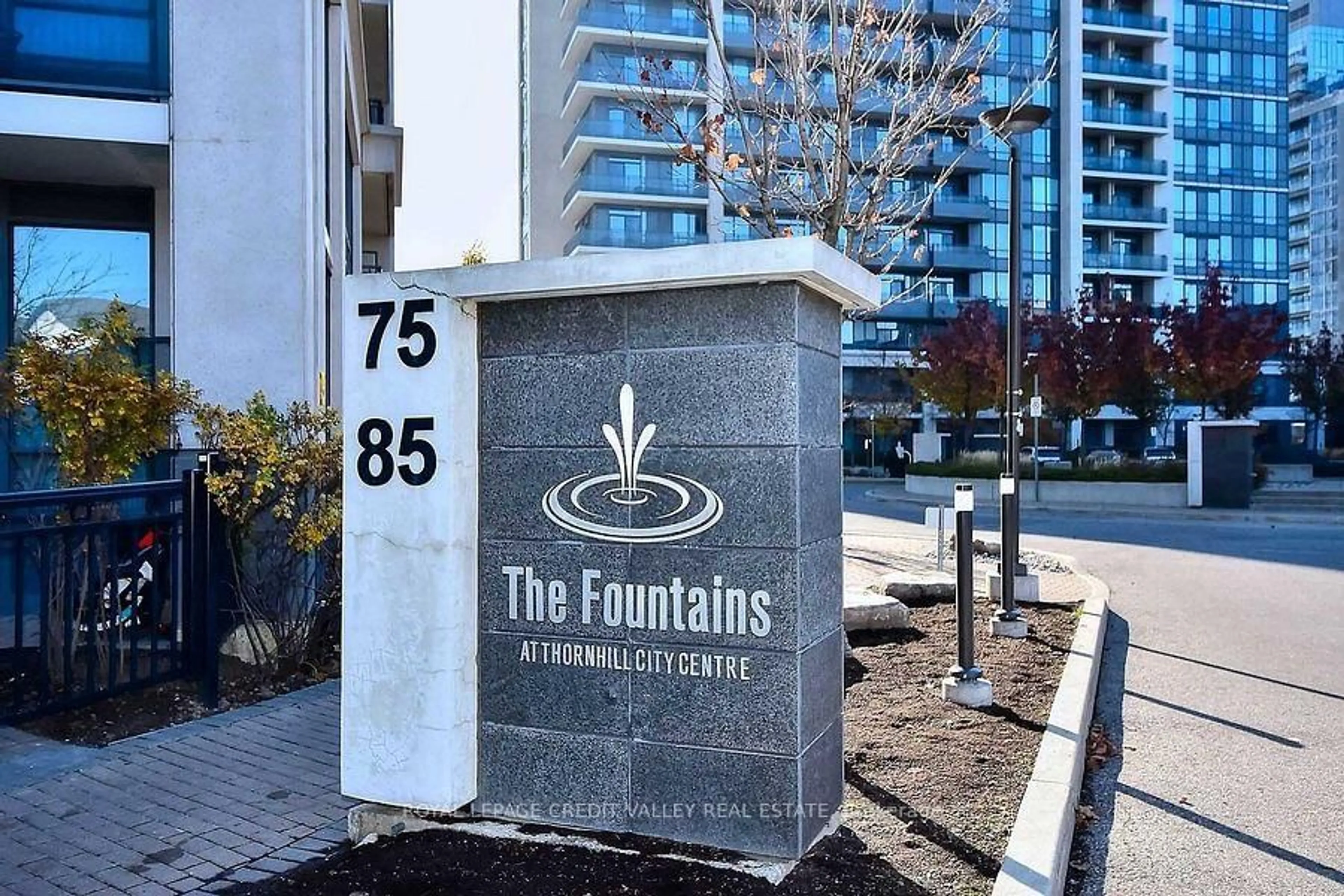 Unknown for 75 North Park Rd #409, Vaughan Ontario L4J 0H8