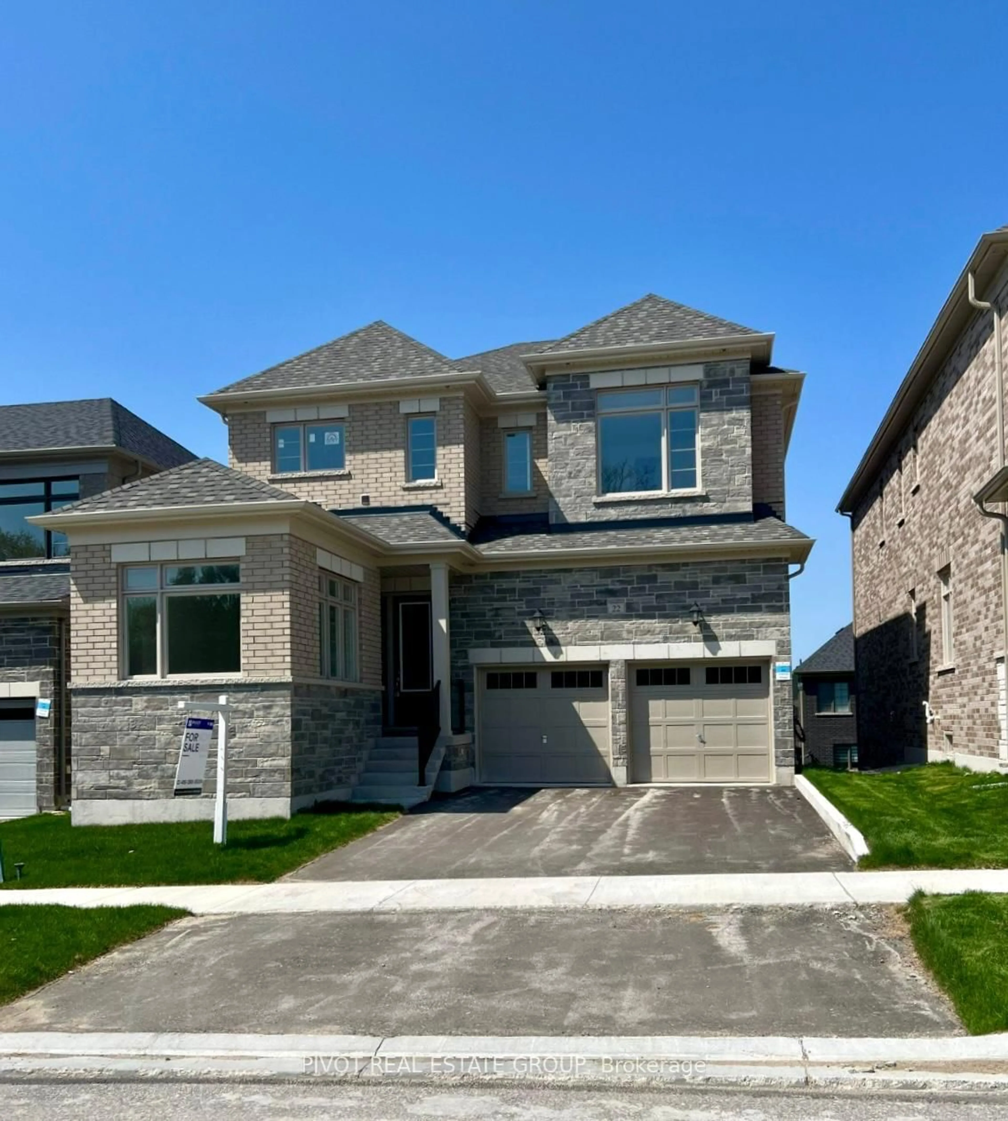 Home with brick exterior material, street for 22 Hearn St, Bradford West Gwillimbury Ontario L3Z 4N9