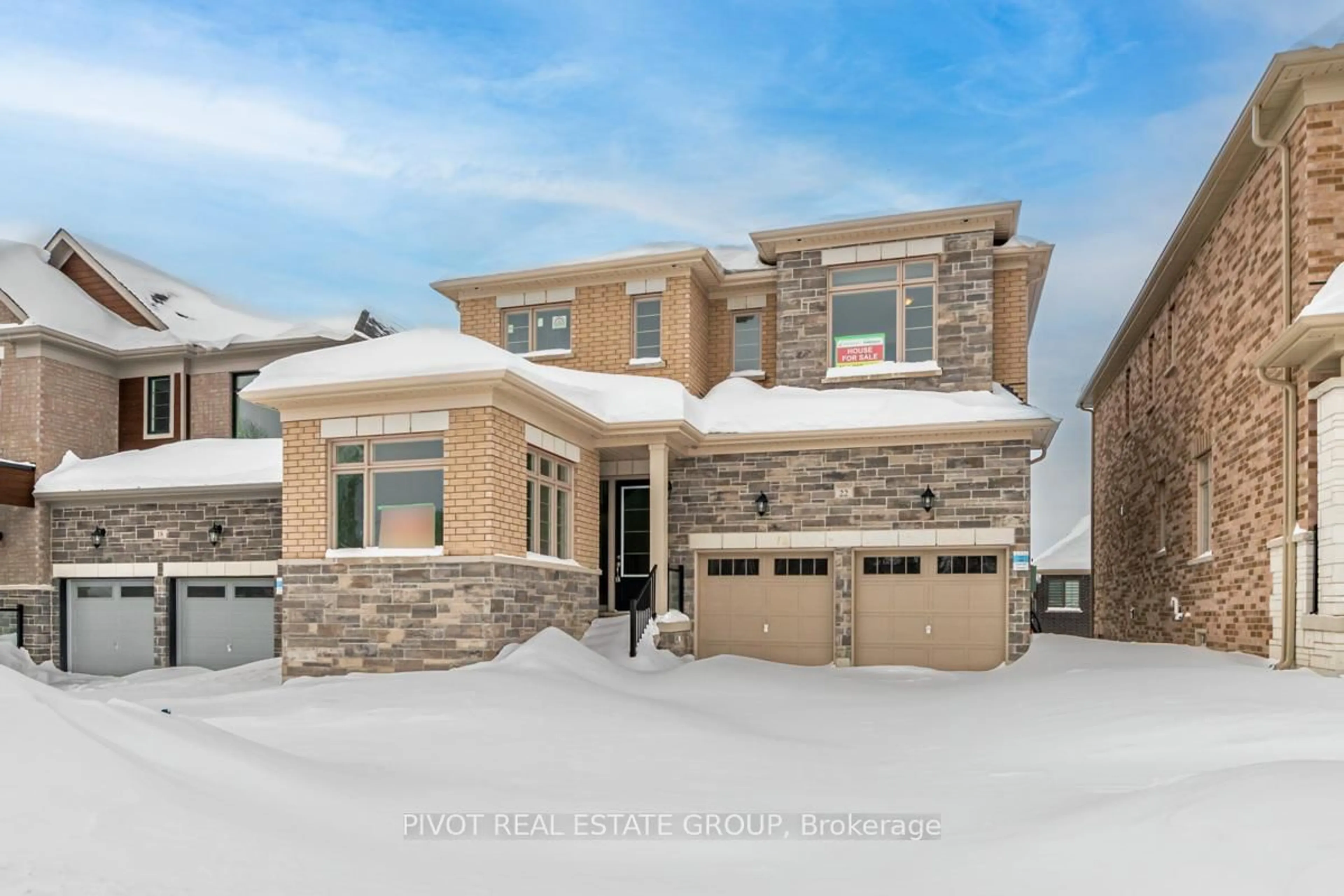 Home with brick exterior material, street for 22 Hearn St, Bradford West Gwillimbury Ontario L3Z 4N9