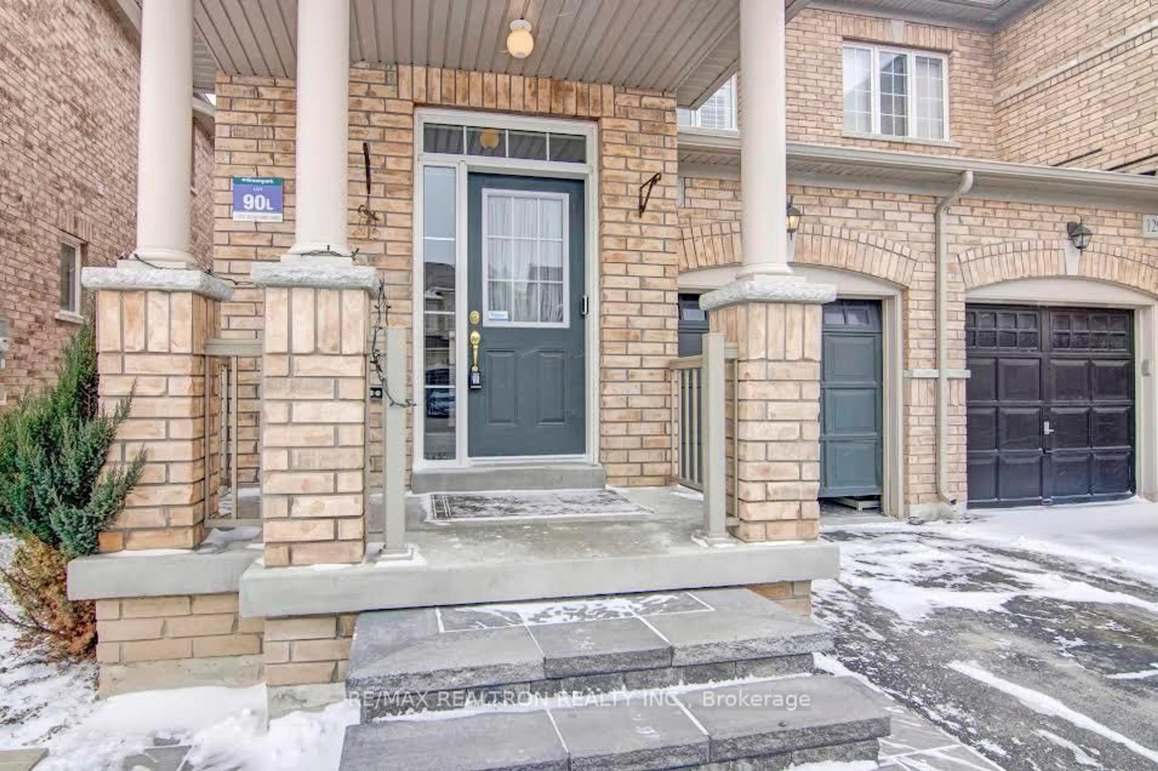 Unknown for 1291 Blencowe Cres, Newmarket Ontario L3X 0C3
