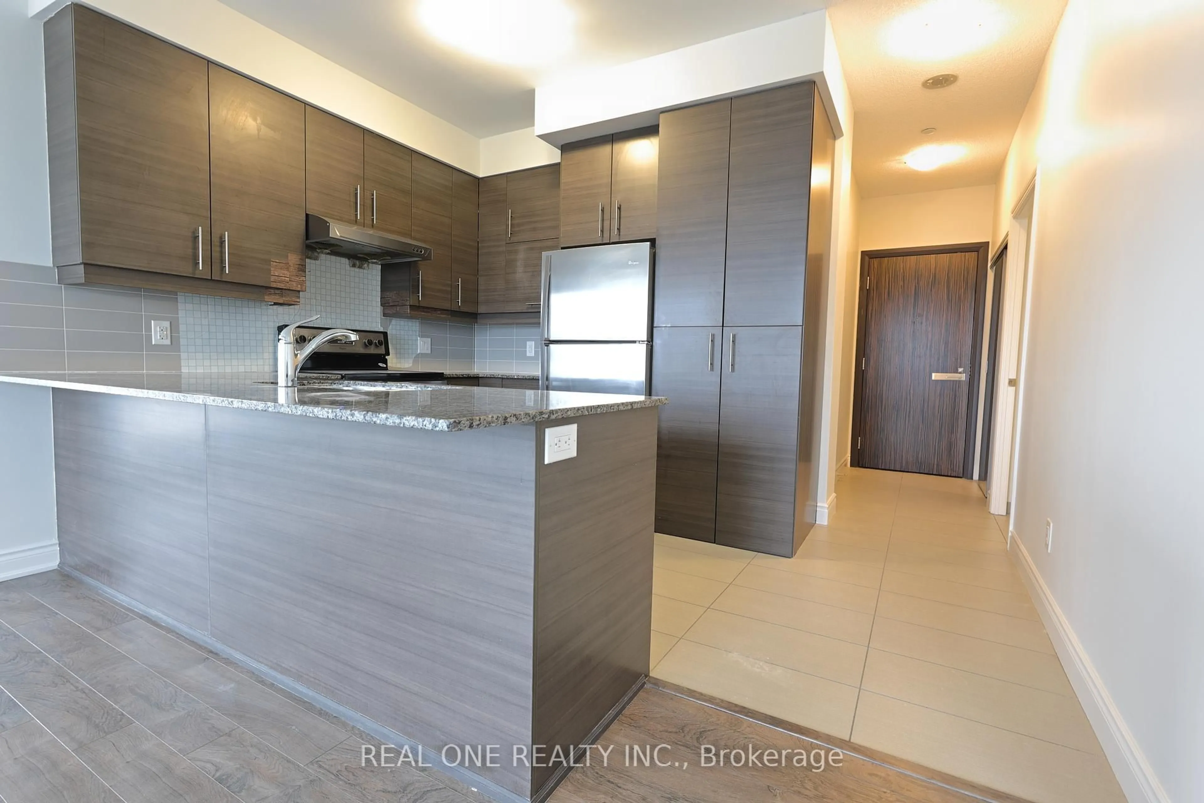 Standard kitchen, unknown for 277 South Park Rd #1216, Markham Ontario L3T 0B7