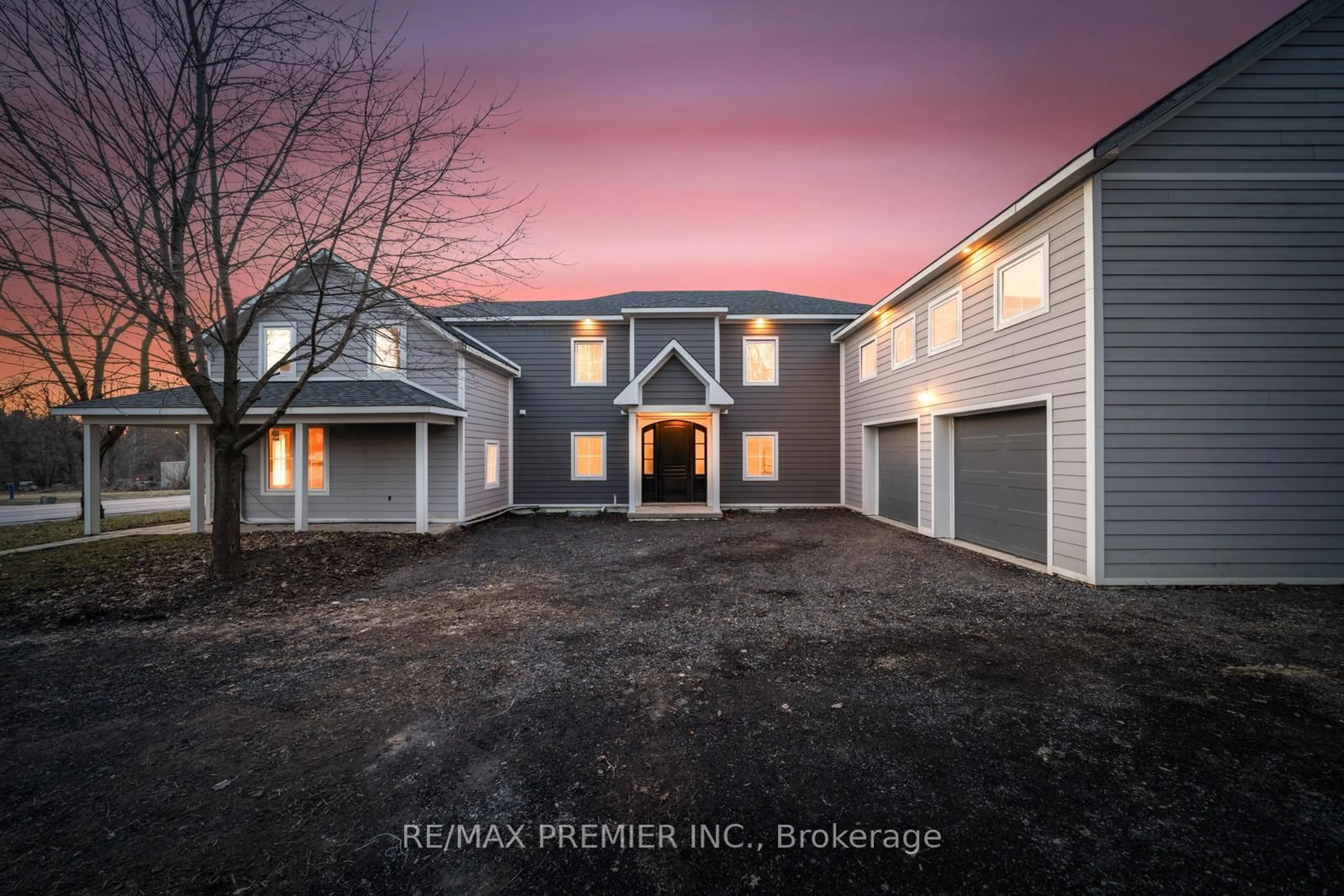 A pic from outside/outdoor area/front of a property/back of a property/a pic from drone, building for 14635 Woodbine Ave, Whitchurch-Stouffville Ontario L4A 2K8