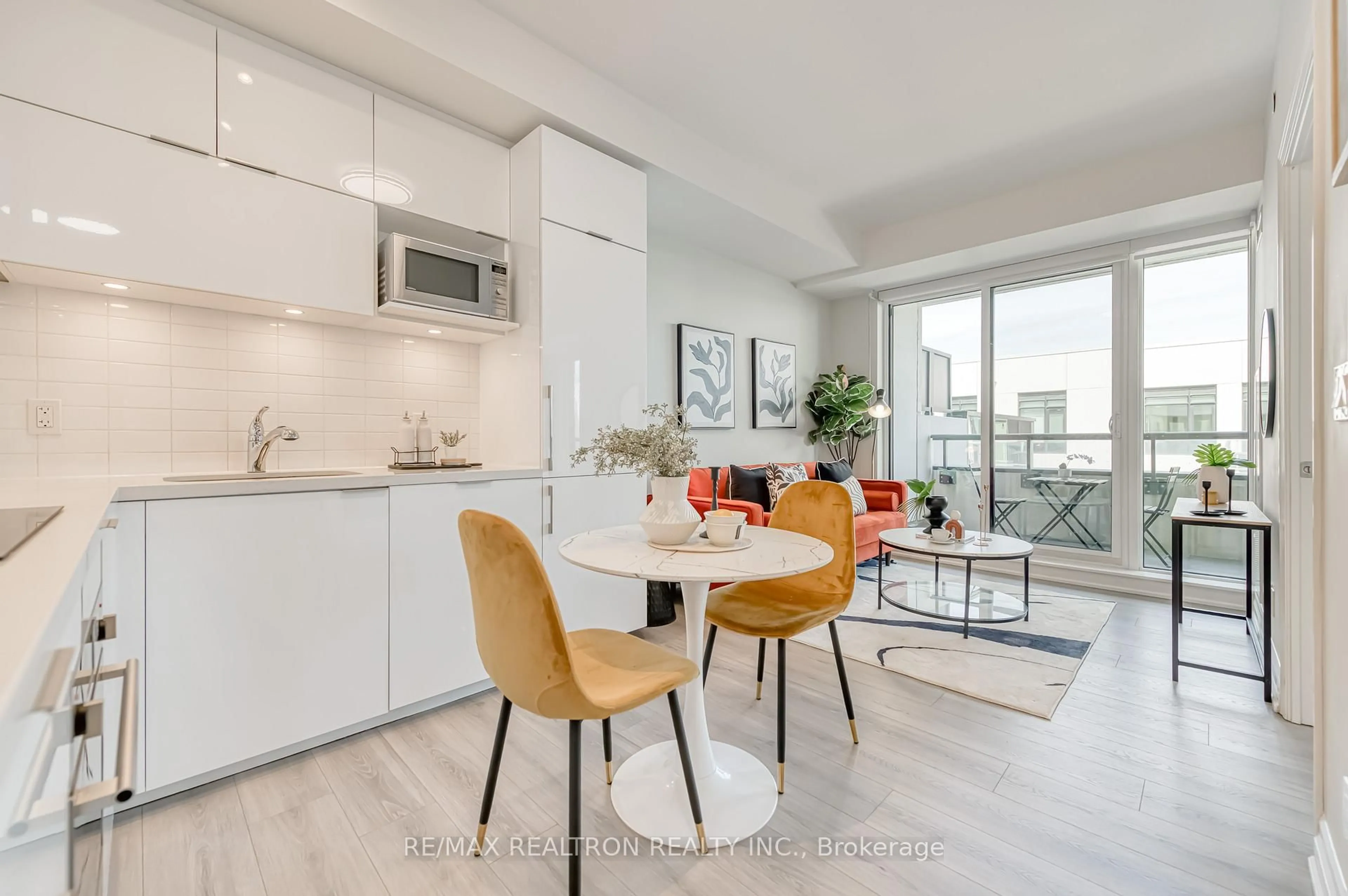 Open concept kitchen, unknown for 8 Rouge Valley Dr #716, Markham Ontario L6G 0G8