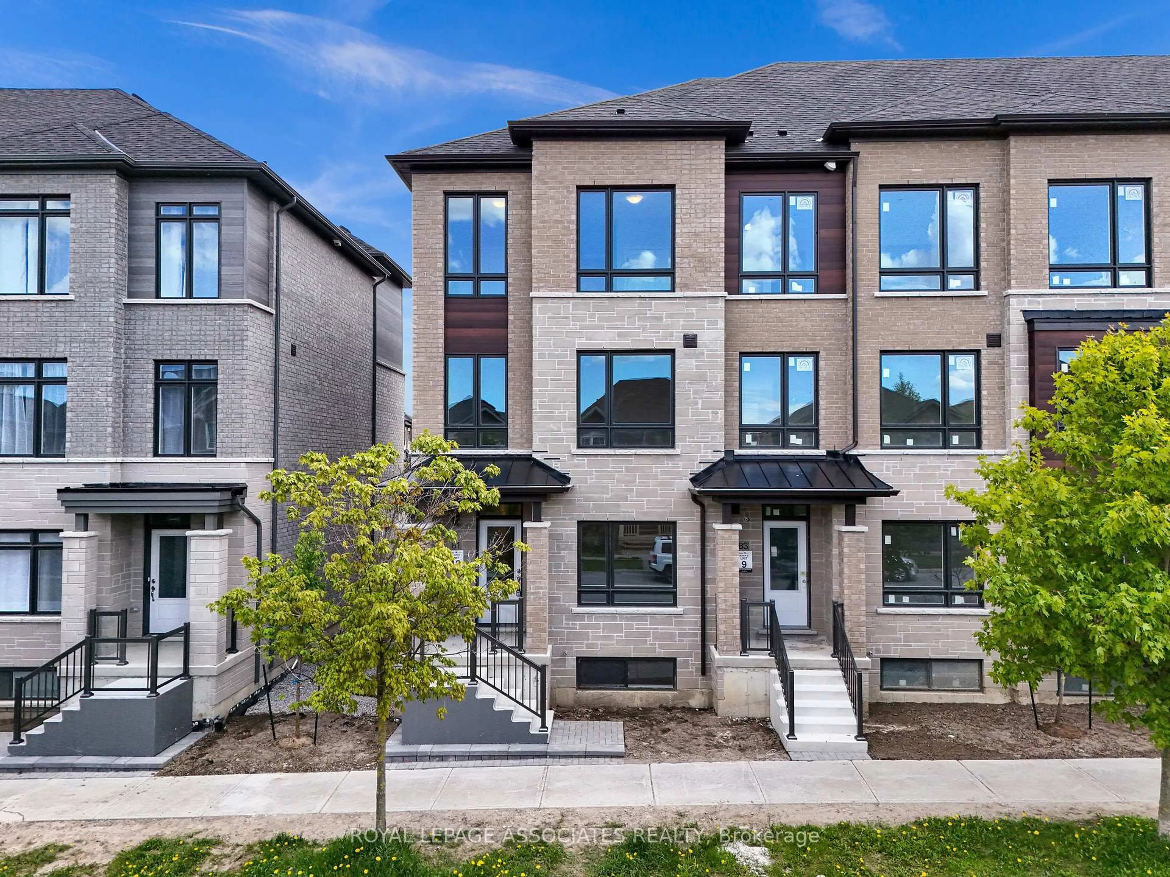 Home with brick exterior material, street for 81 Rustle Wood Ave, Markham Ontario L6B 0V2