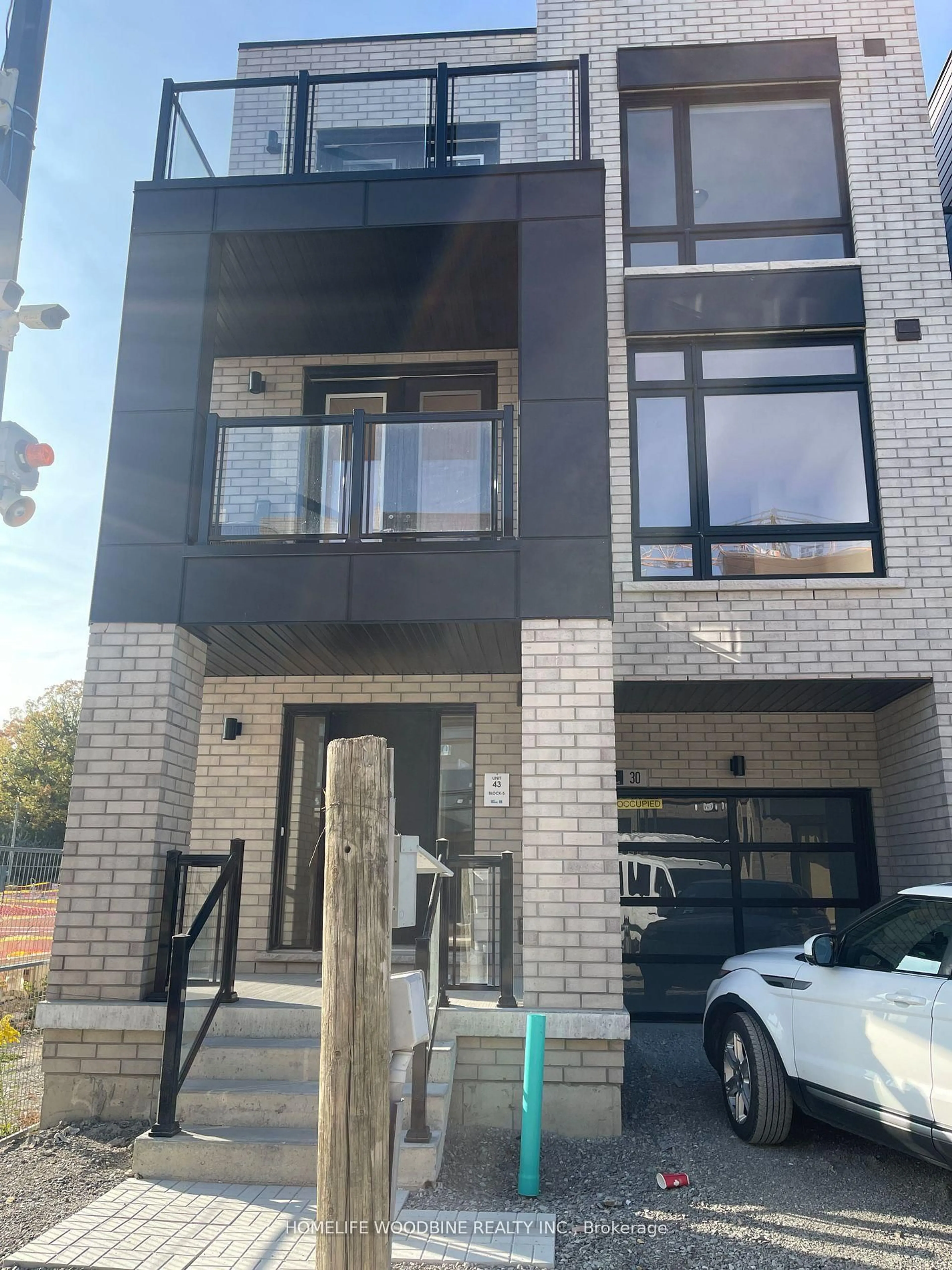 Home with brick exterior material, unknown for 30 Chiffon St #43, Vaughan Ontario L4L 1V8