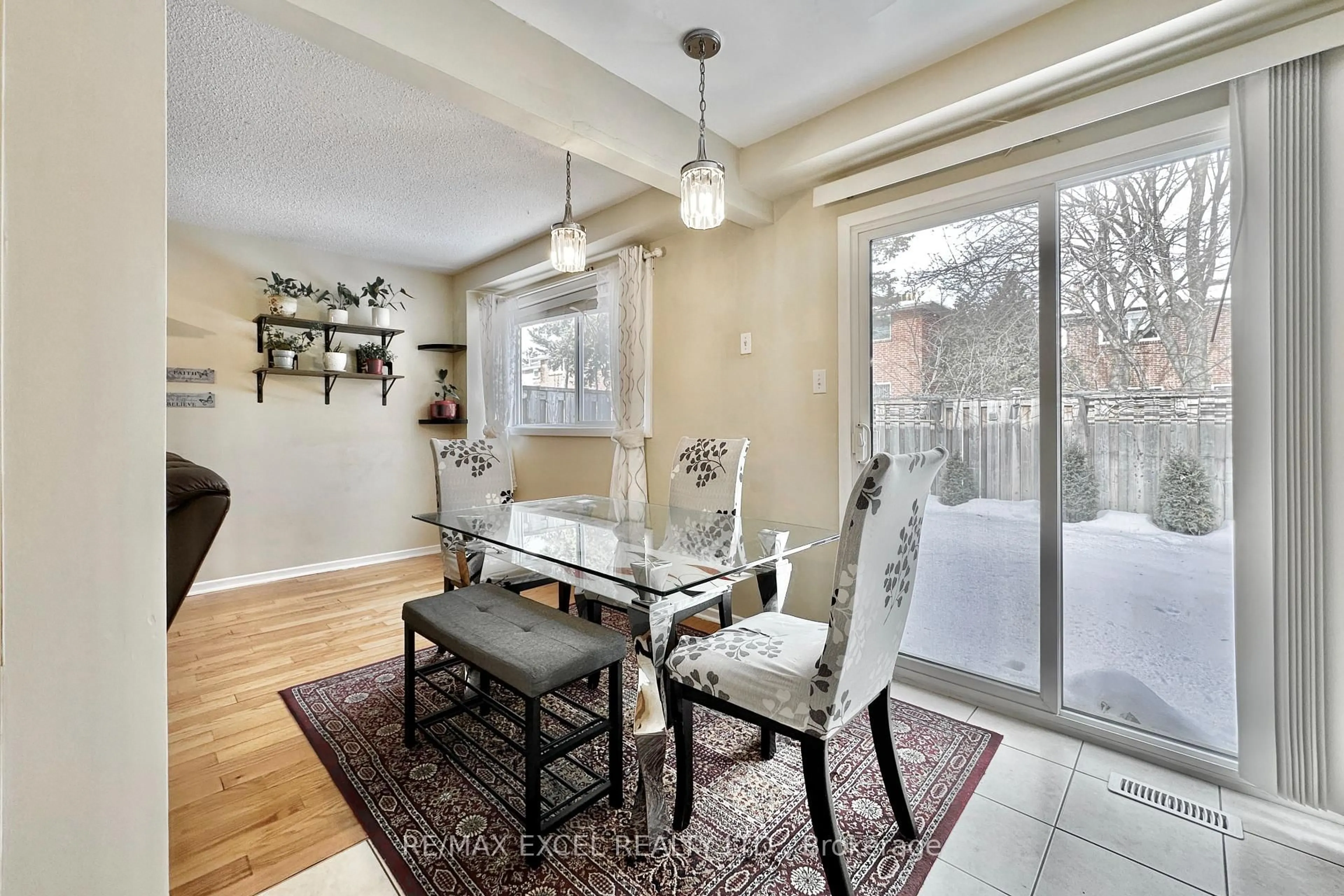 Dining room, unknown for 40 New Port Way, Markham Ontario L3T 5G4