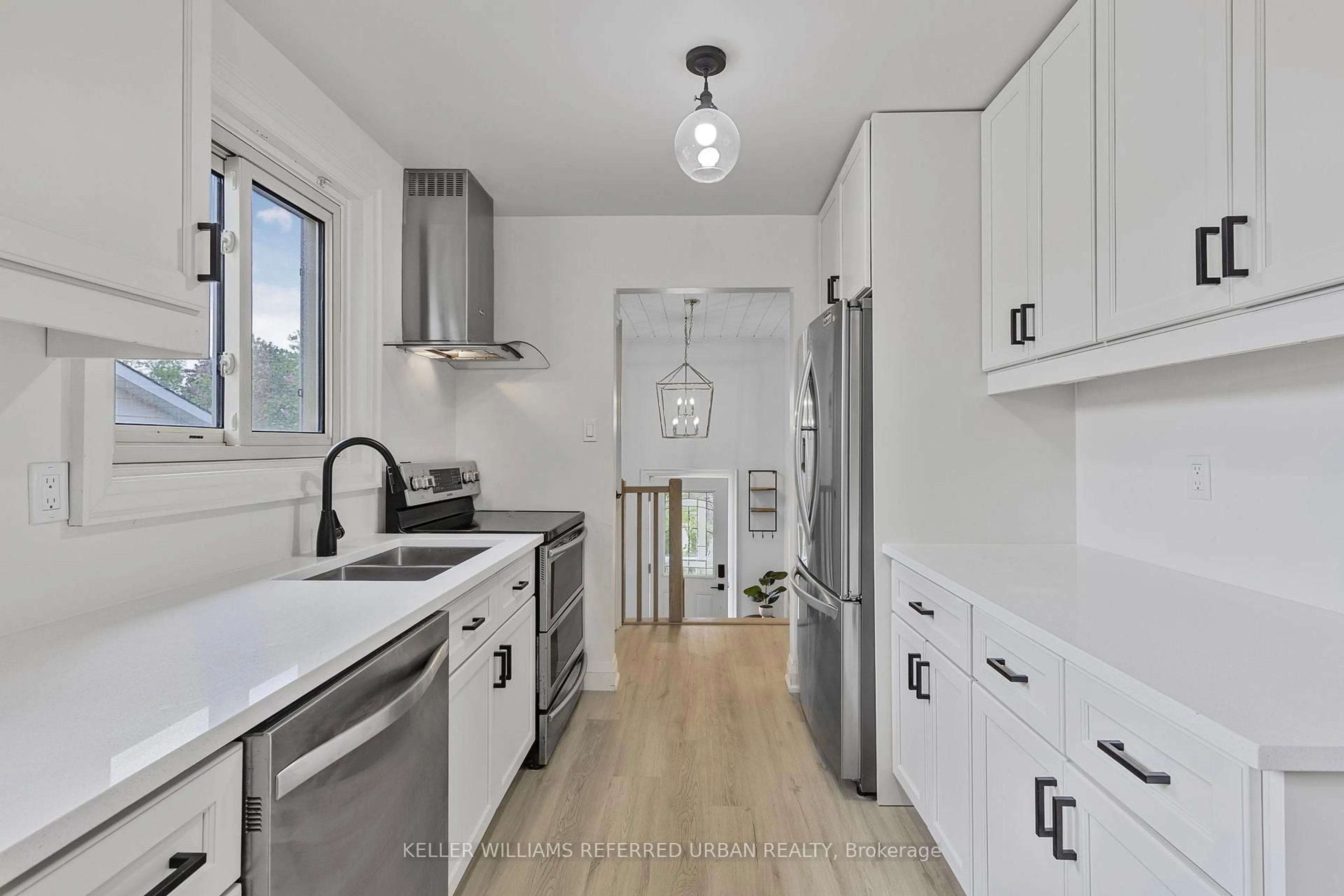 Unknown for 191 Britannia Ave, Bradford West Gwillimbury Ontario L3Z 1A4