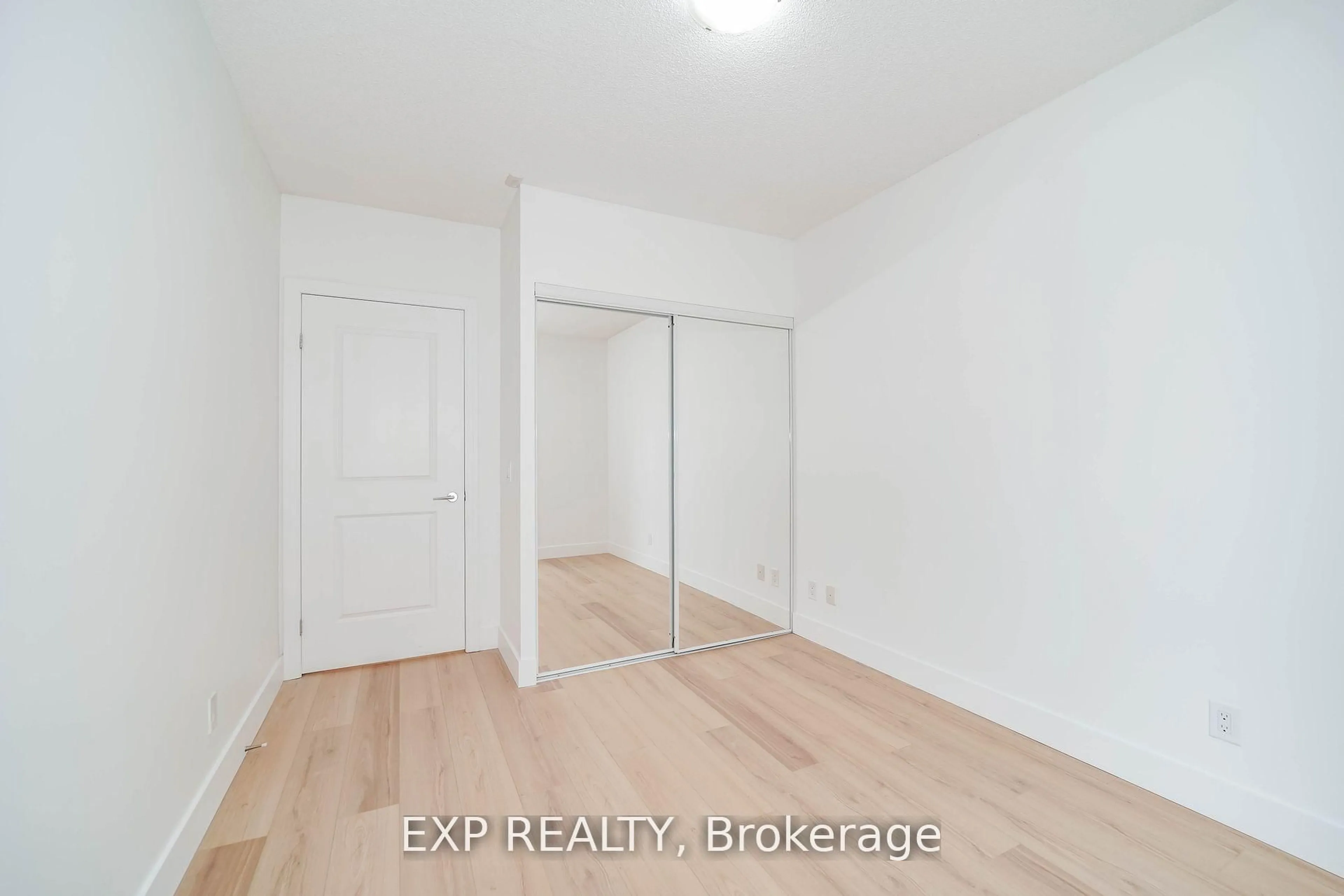 A pic of a room for 57 Upper Duke Cres #307, Markham Ontario L6G 0B9