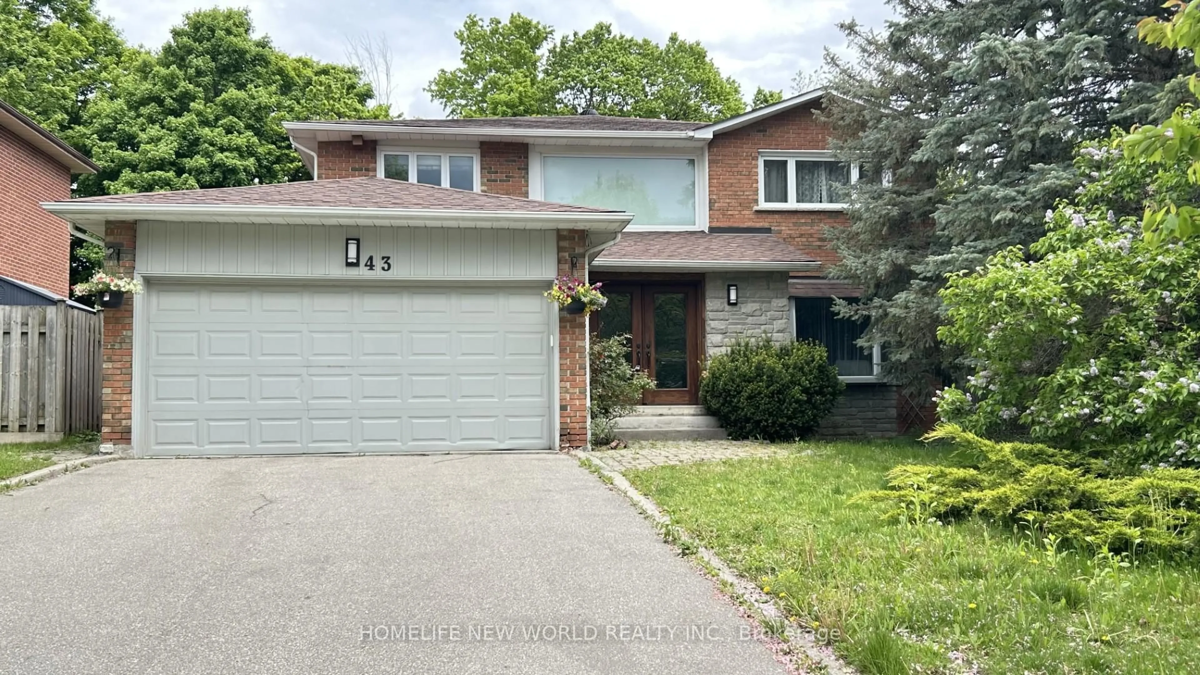 Home with brick exterior material, street for 43 Lunau Lane, Markham Ontario L3T 5N1