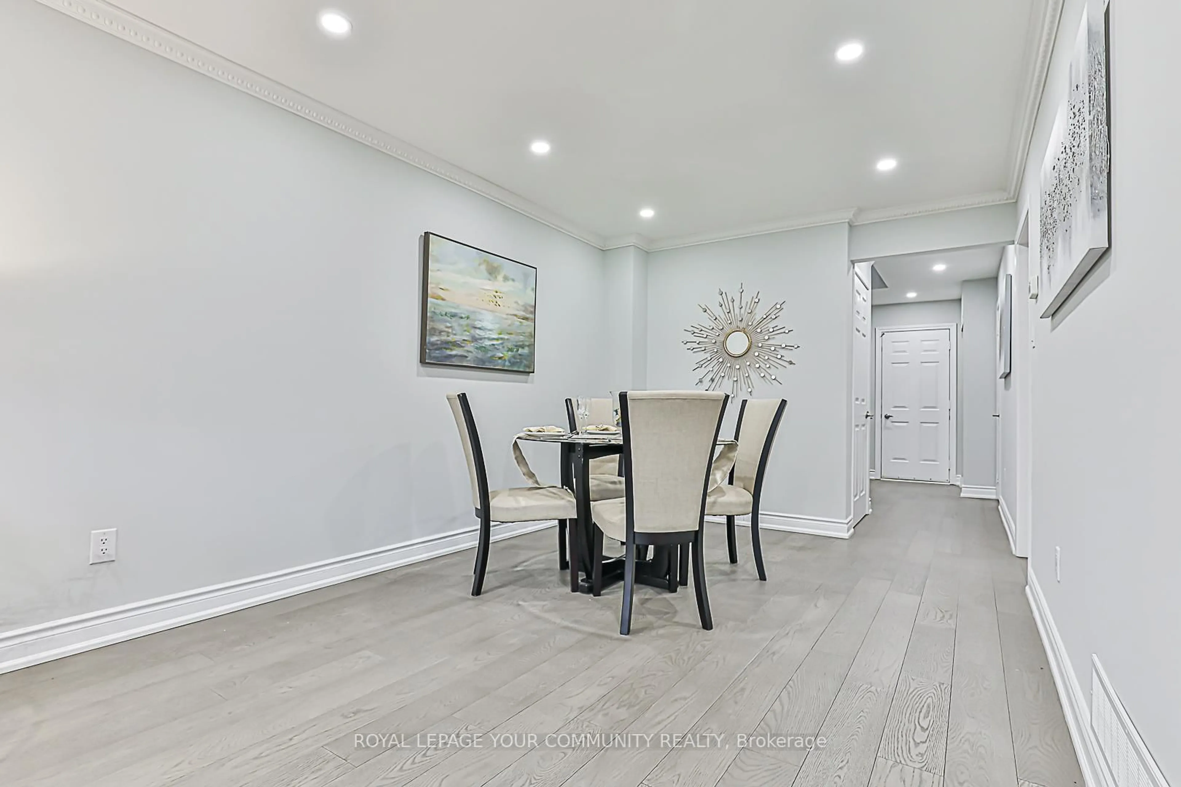 Dining room, wood/laminate floor for 120 Chloe Cres, Markham Ontario L3S 2J1