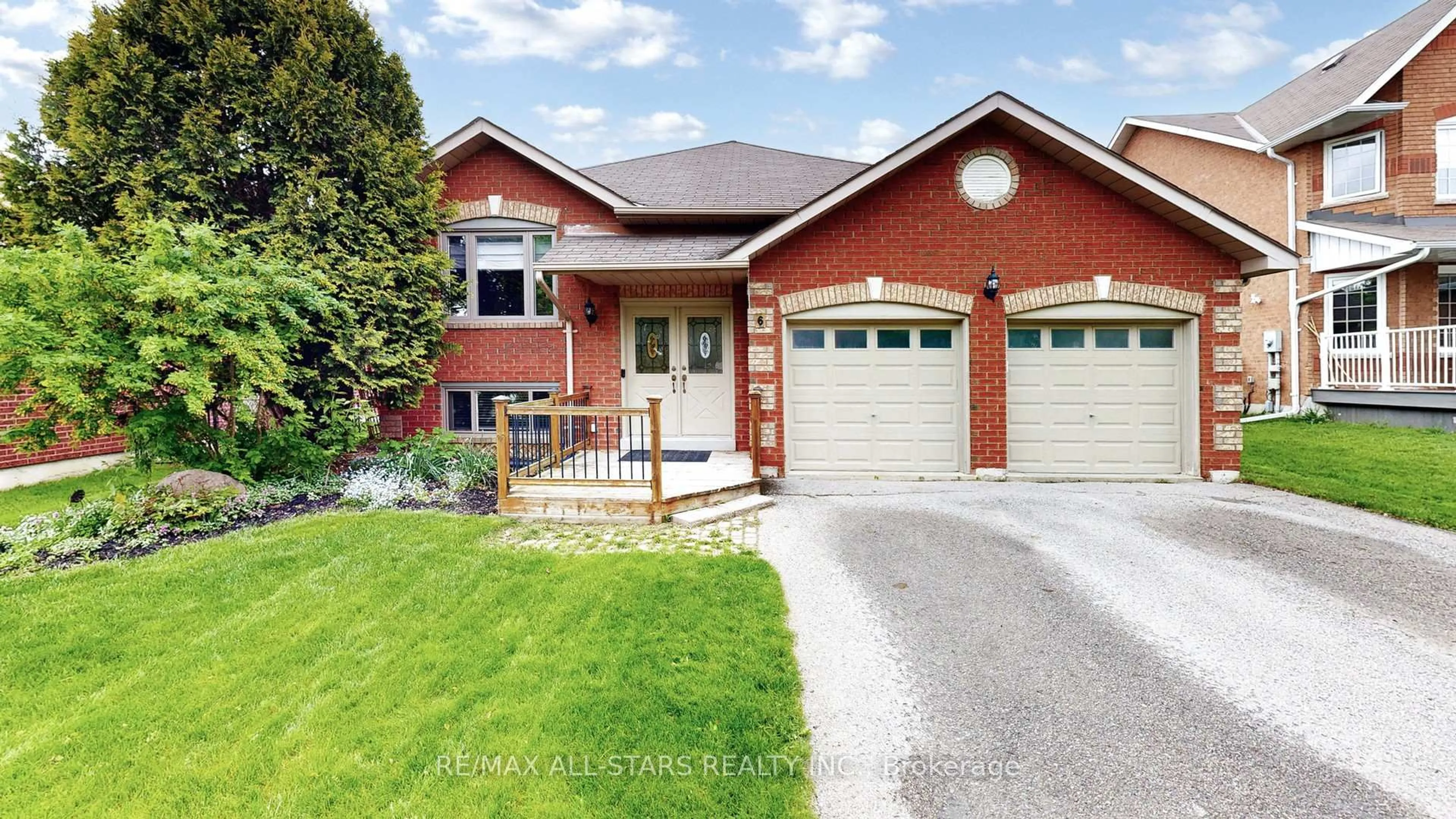 Home with brick exterior material, street for 6 Forsythe Dr, Uxbridge Ontario L9P 1V7