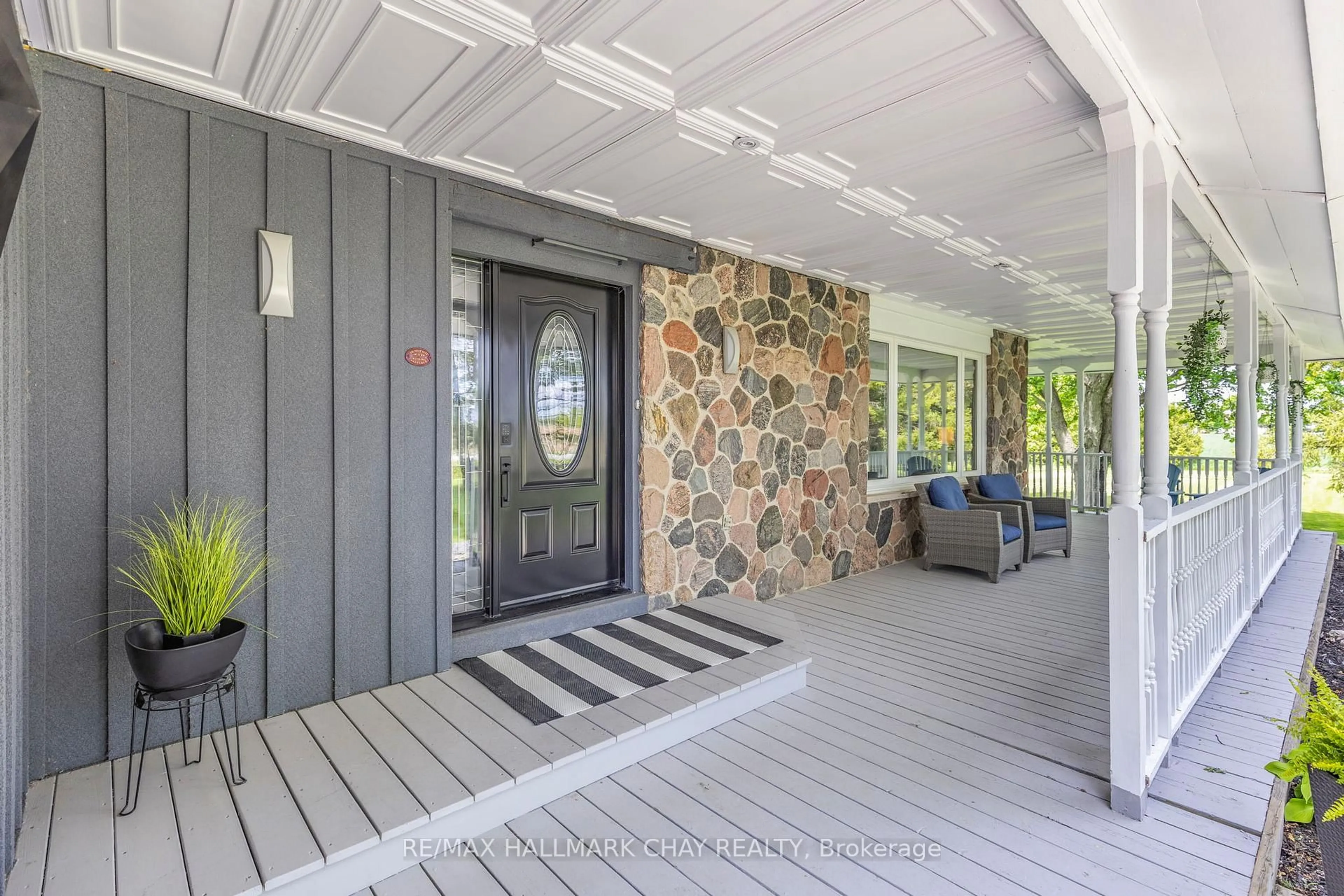 Indoor entryway for 1592 Sideroad 15 N/A, New Tecumseth Ontario L0G 1W0