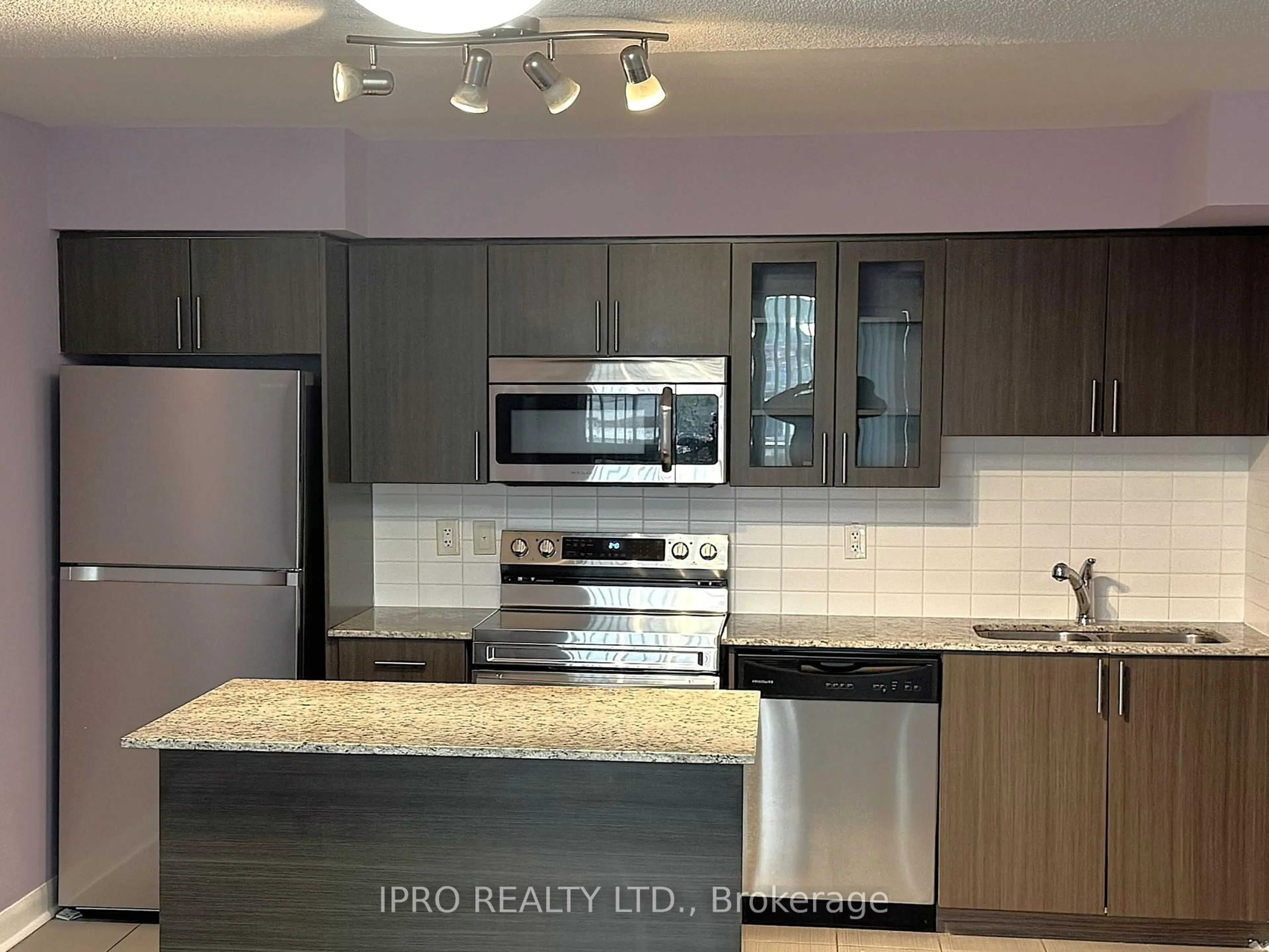 Open concept kitchen, unknown for 75 Norman Bethune Ave #803, Richmond Hill Ontario L4B 0B6