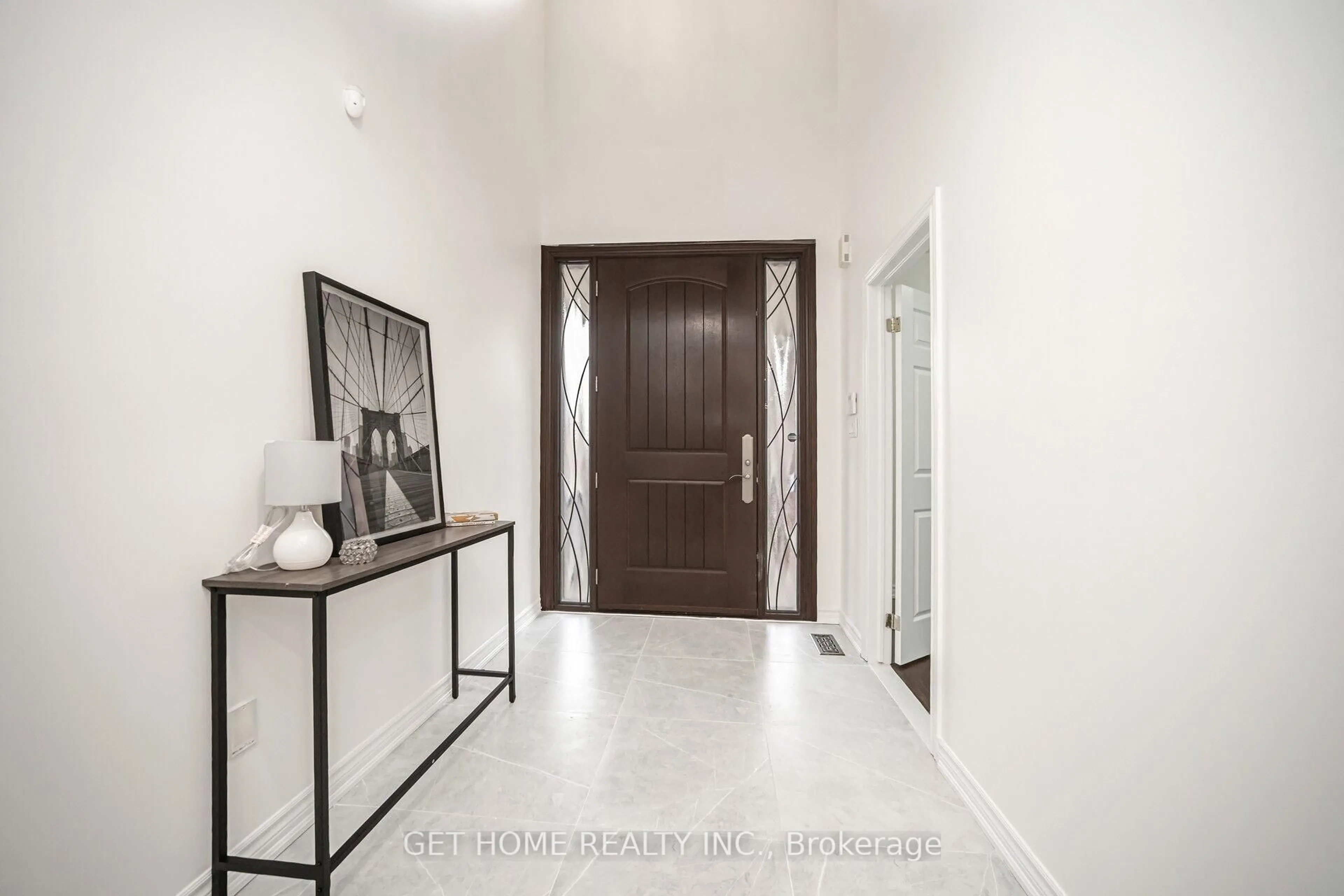 Indoor entryway for 76 Cetona Ave, Vaughan Ontario L4H 3A2