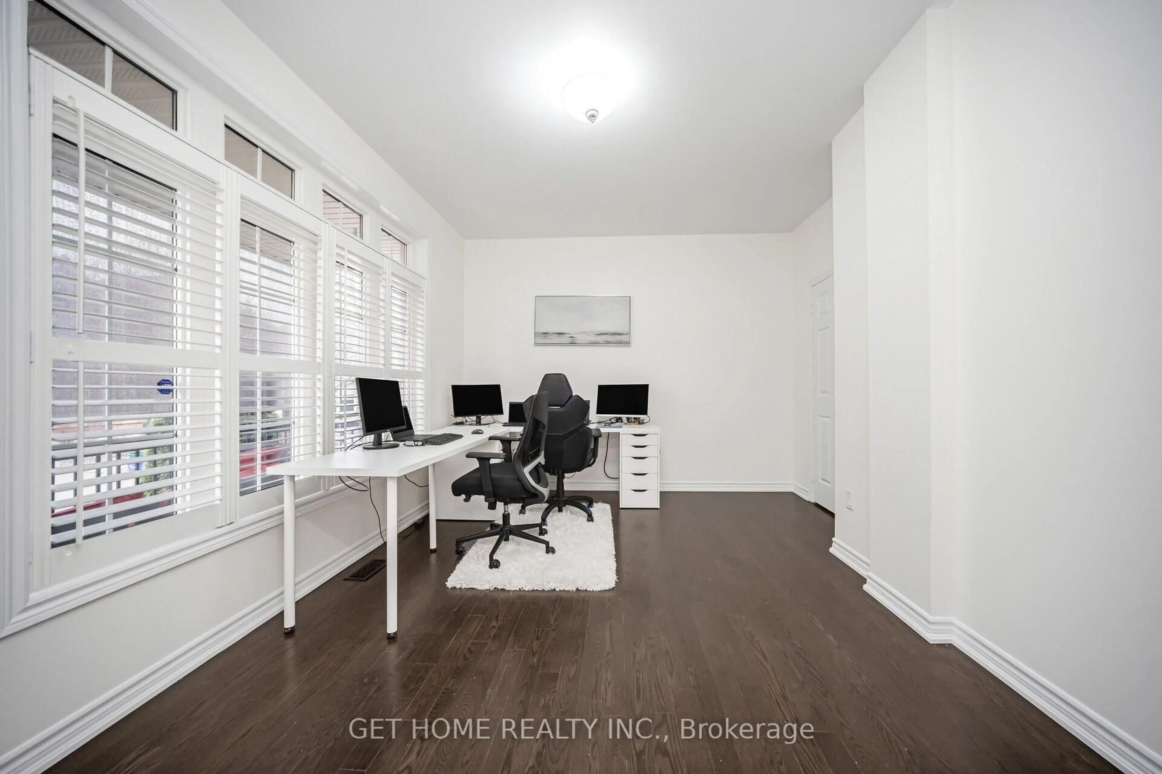 A pic of a room for 76 Cetona Ave, Vaughan Ontario L4H 3A2