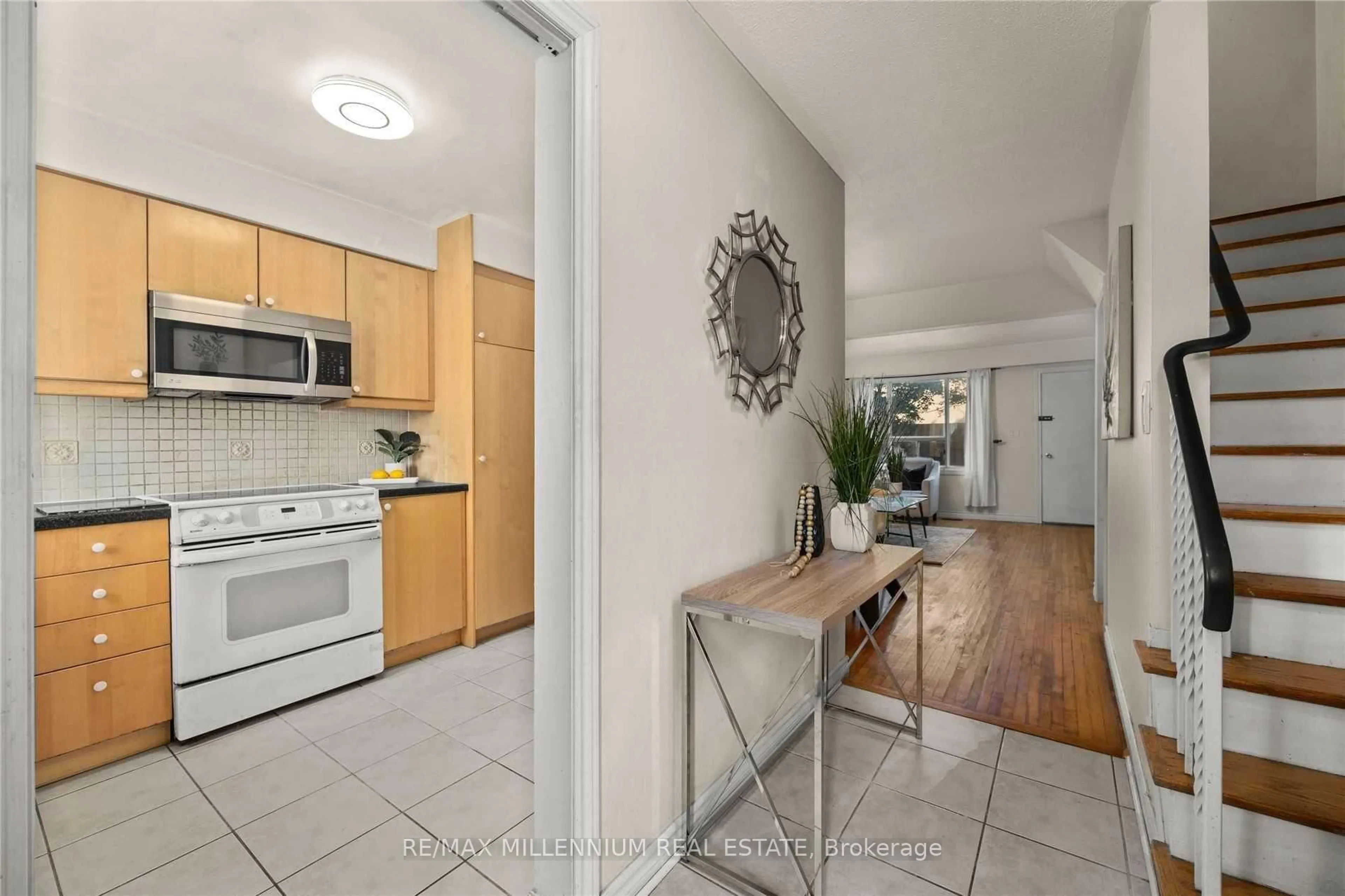 Unknown for 17 The Carriage Way ##17, Markham Ontario L3T 4V1