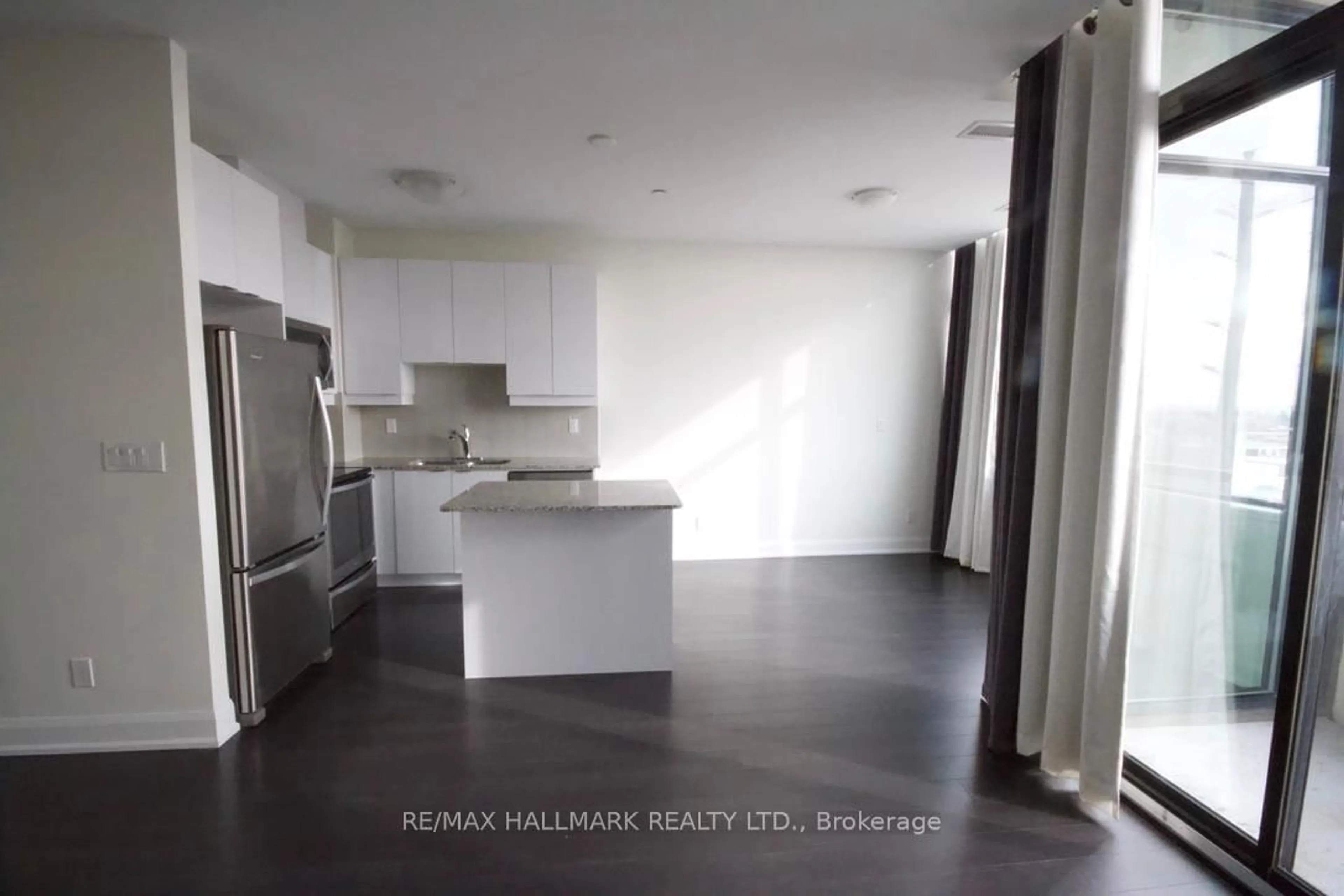 Unknown for 2910 Highway 7 N/A #507, Vaughan Ontario L4K 0H8