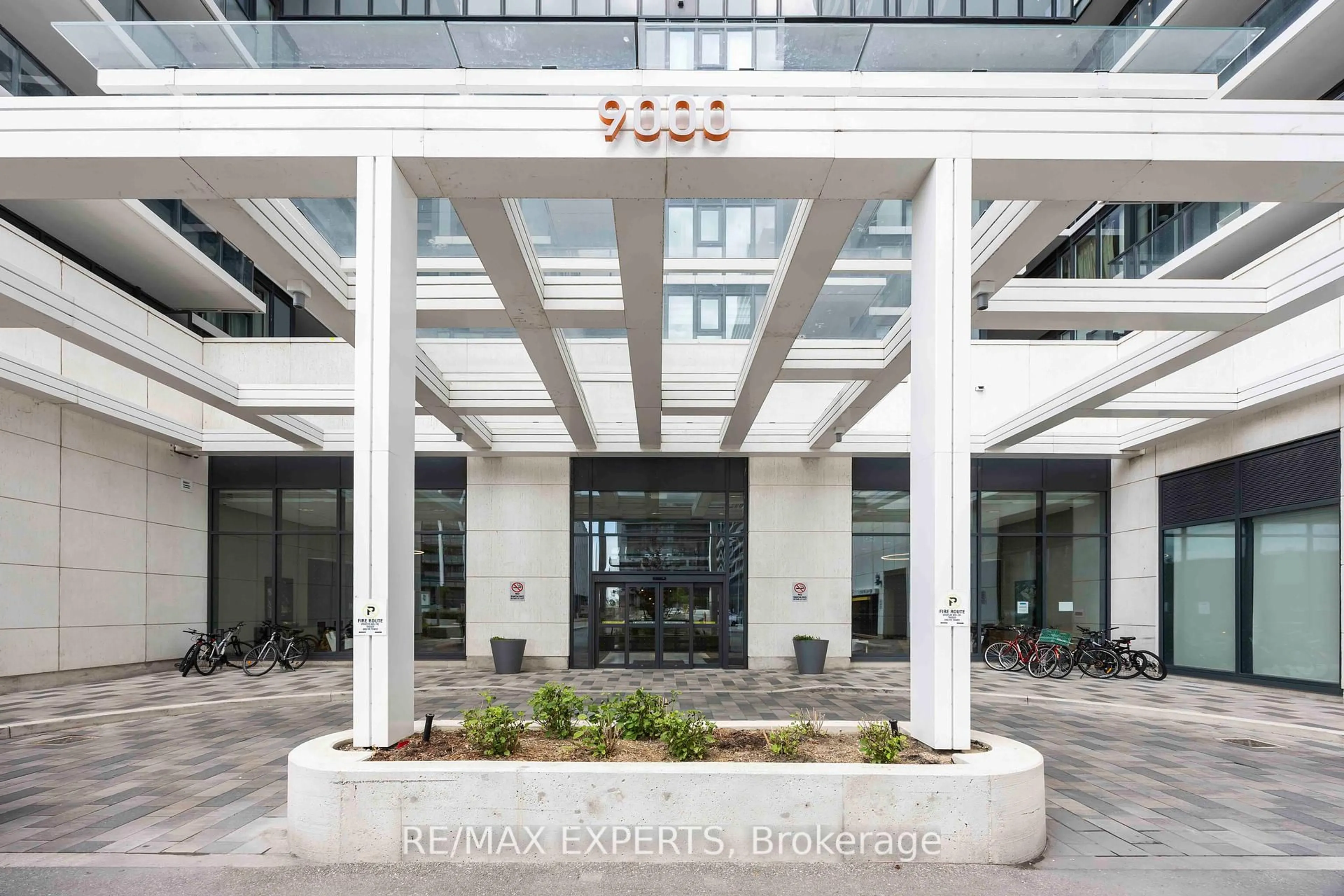Lobby for 9000 Jane St #903, Vaughan Ontario L4K 0M6