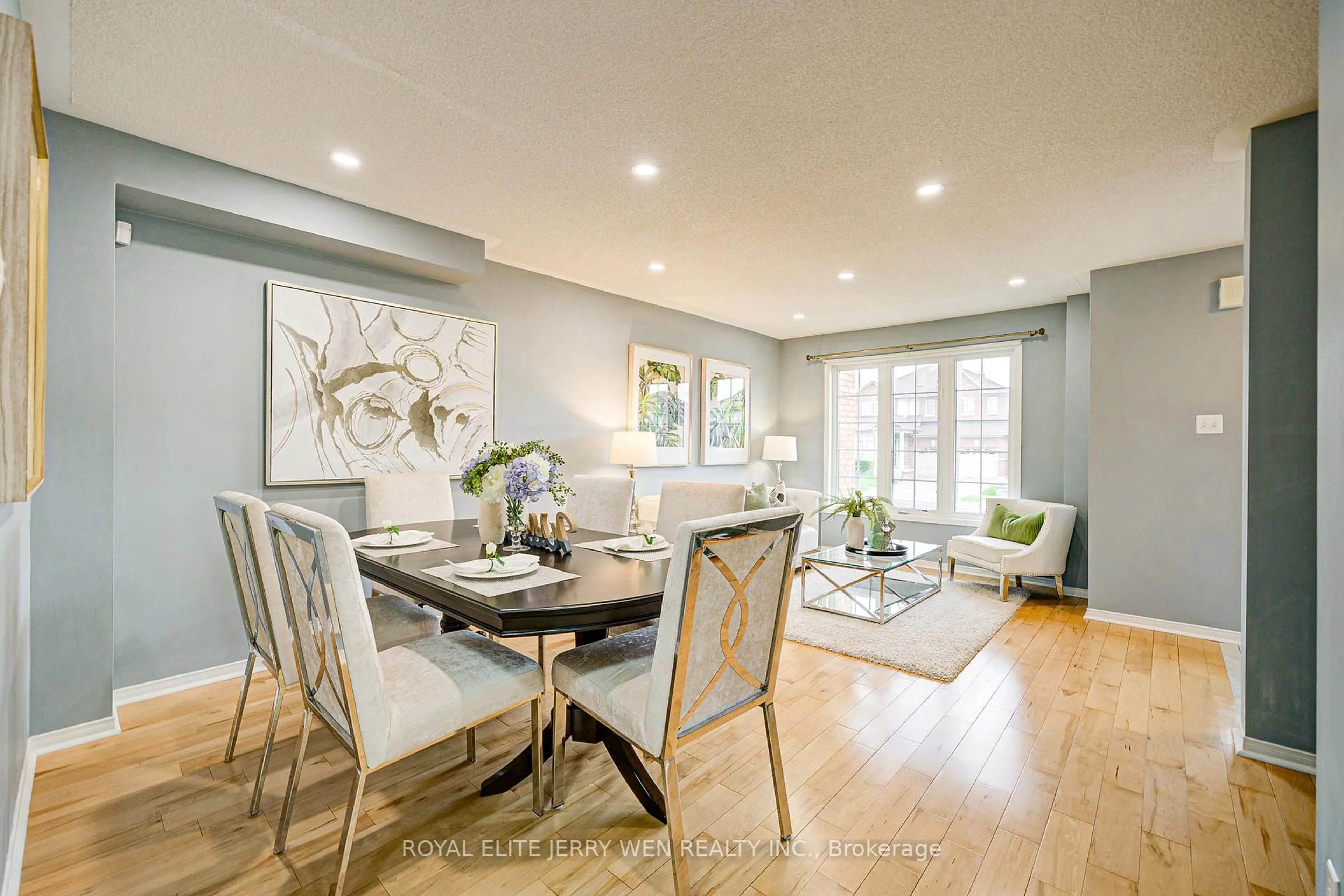 Dining room, wood/laminate floor for 716 Castlemore Ave, Markham Ontario L6E 1M9