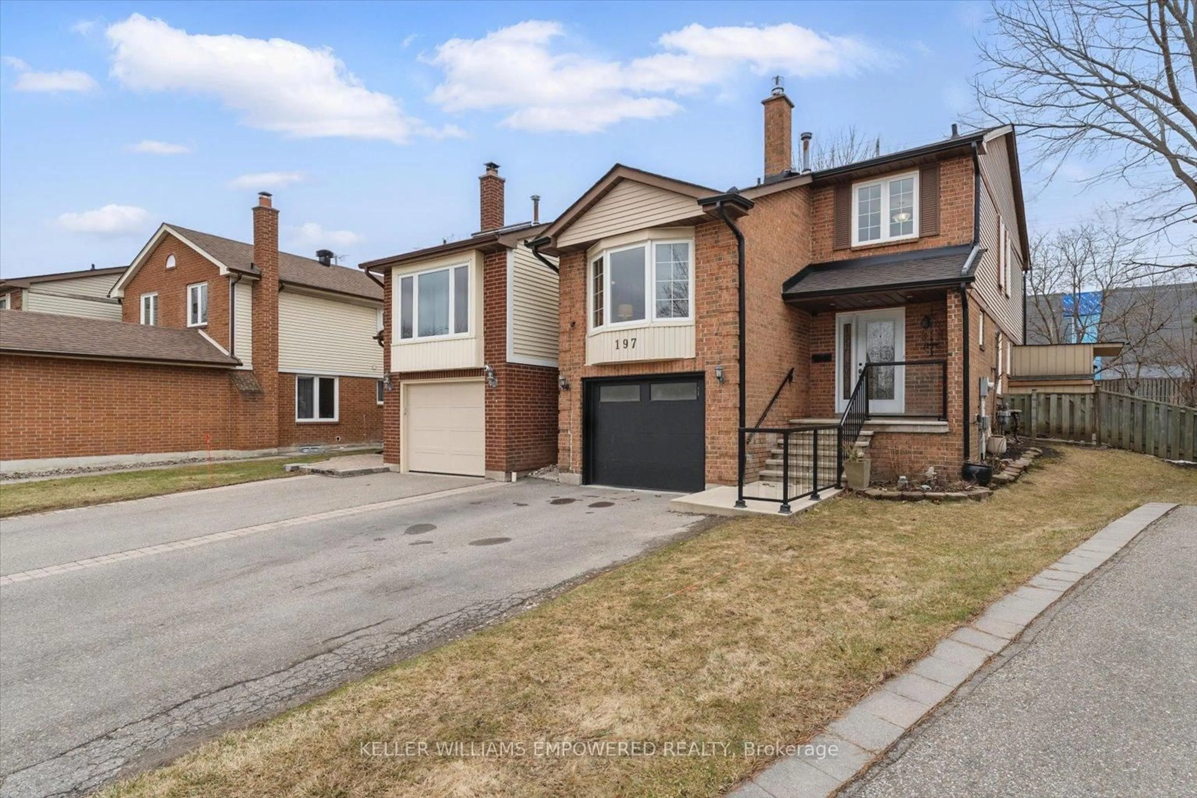 Home with brick exterior material, street for 197 Stephen St, Richmond Hill Ontario L4C 5N9