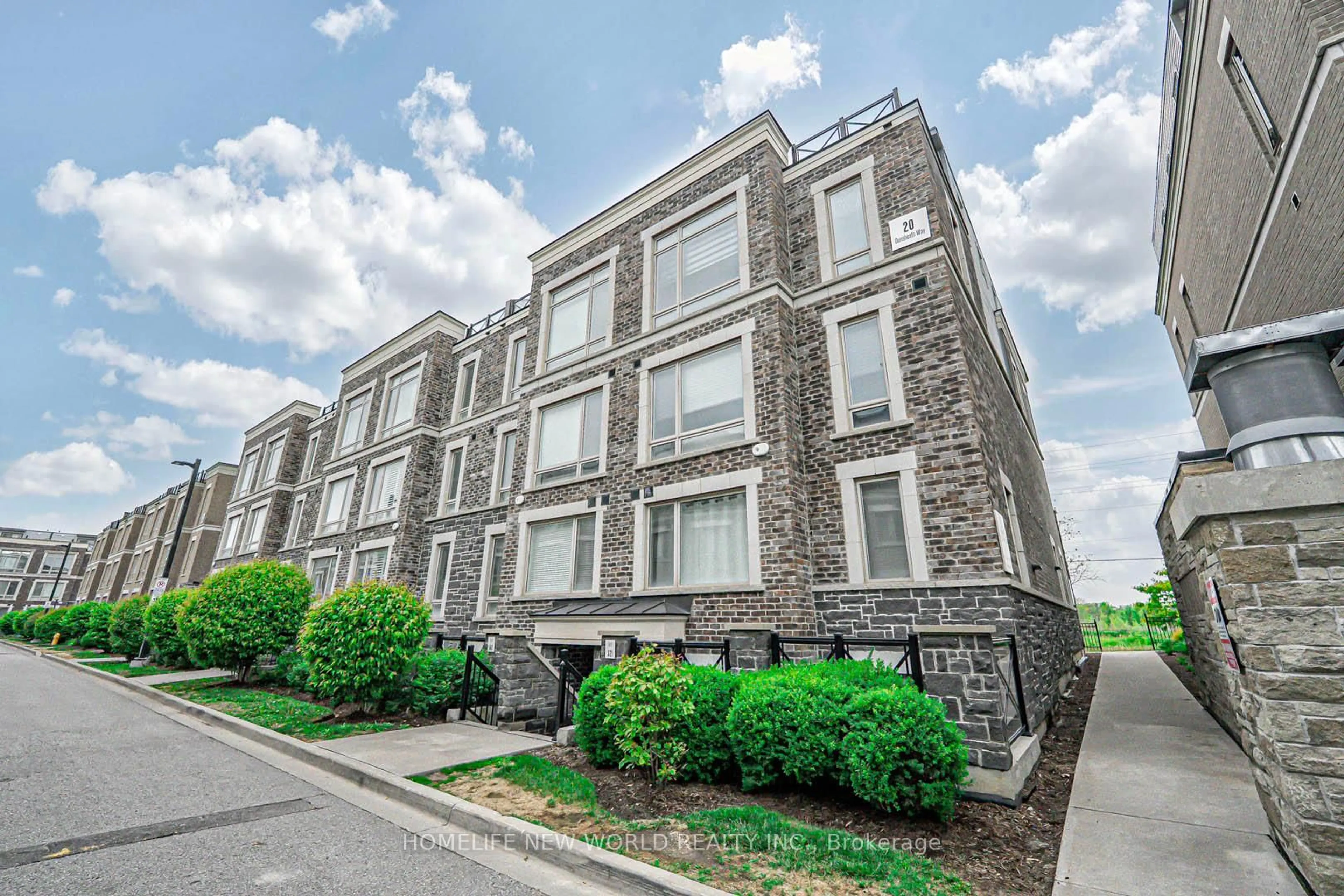 Home with brick exterior material, building for 20 Dunsheath Way #324, Markham Ontario L6B 1N3
