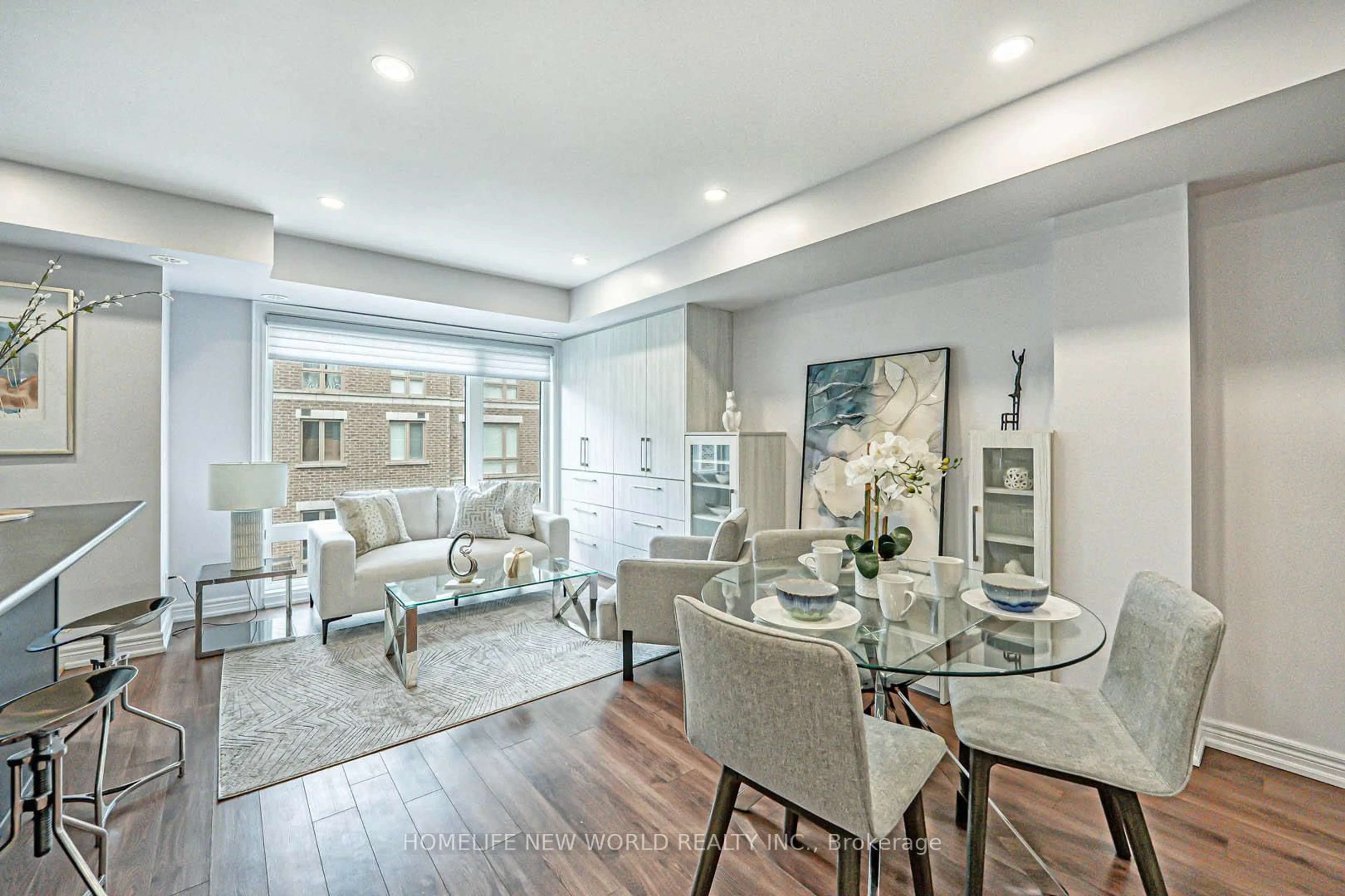 Living room with furniture, unknown for 20 Dunsheath Way #324, Markham Ontario L6B 1N3