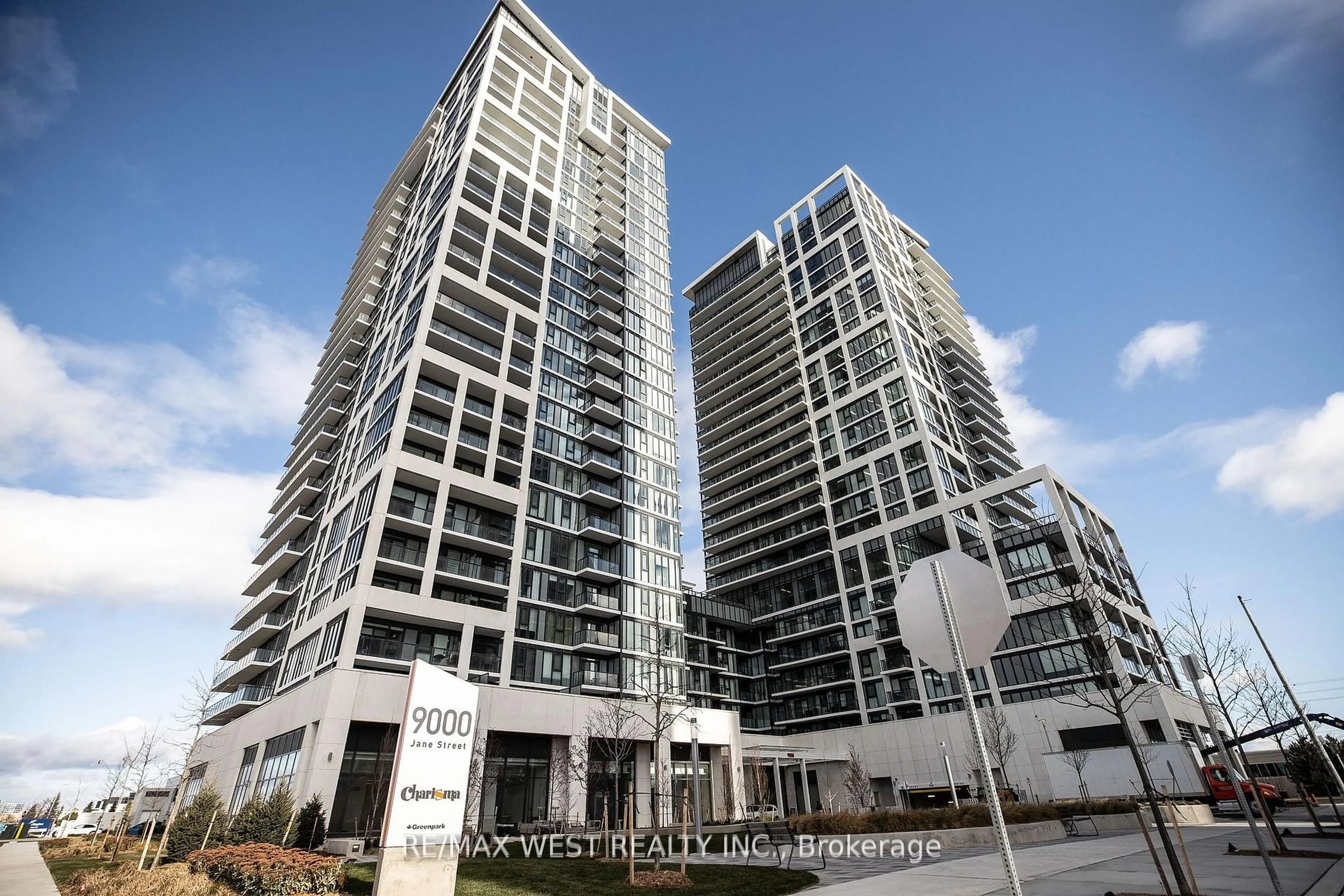 Unknown for 9000 Jane St, Vaughan Ontario L4K 0M6