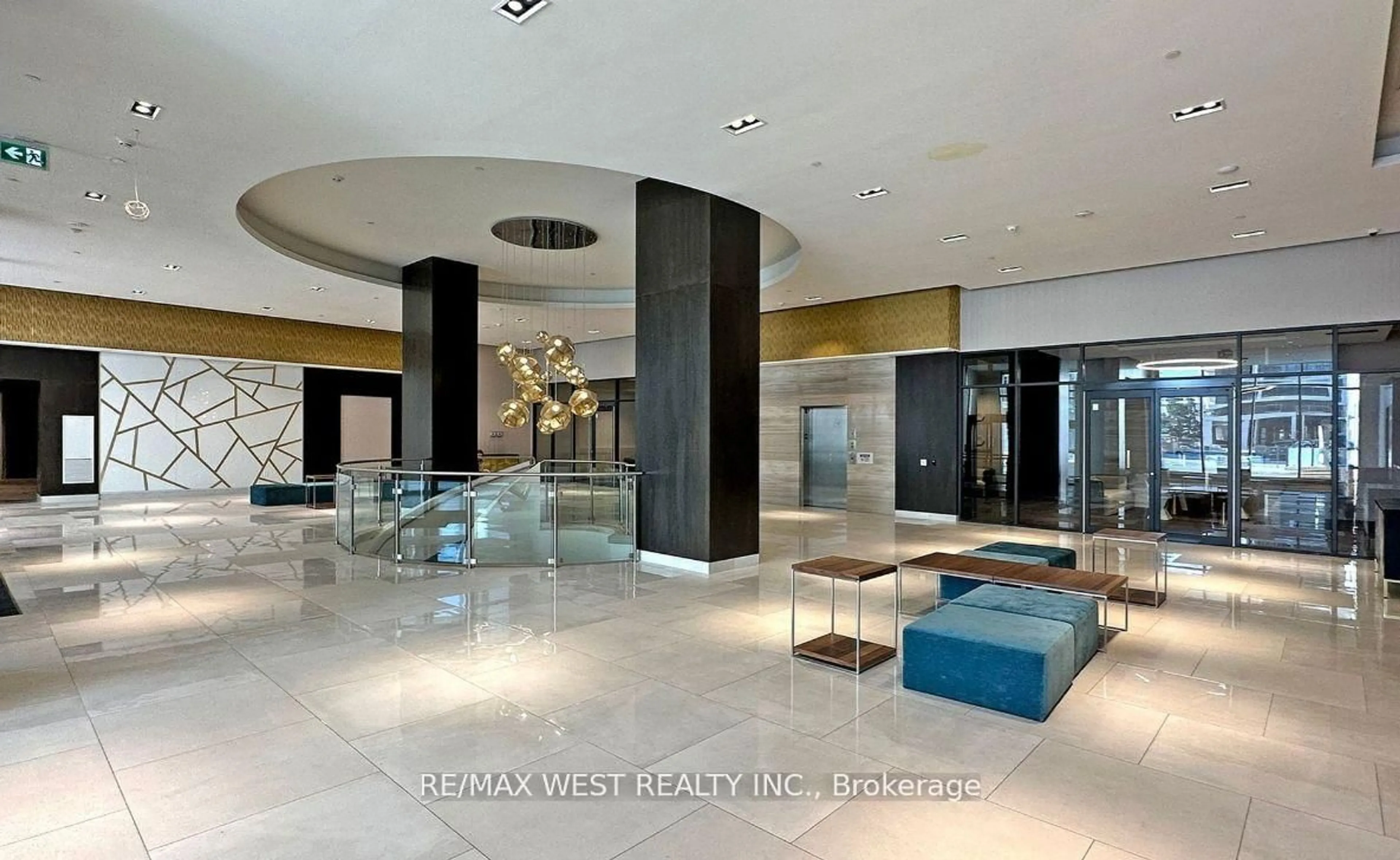 Lobby for 9000 Jane St #406, Vaughan Ontario L4K 0M6