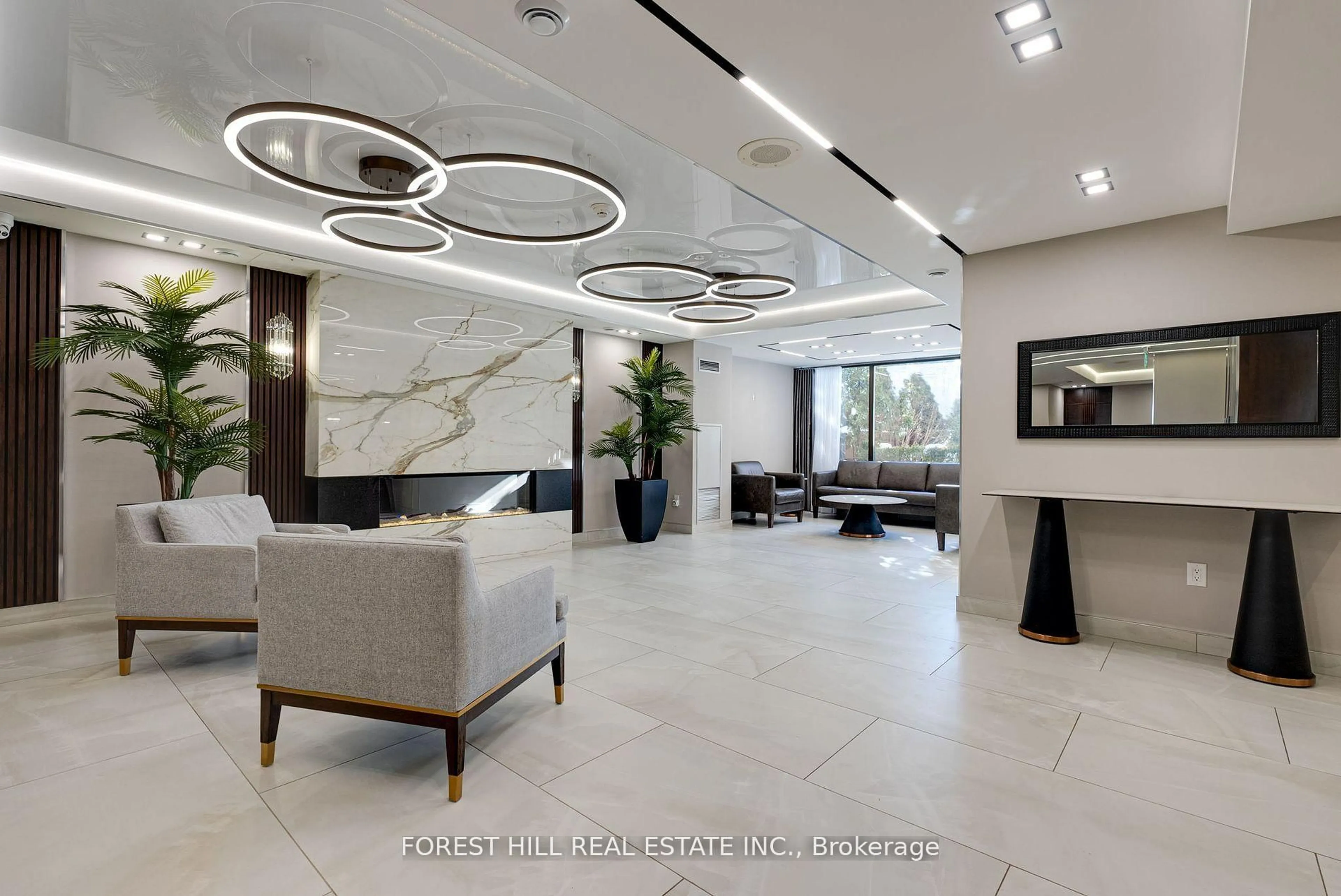 Lobby for 30 Harding Blvd #Ph01, Richmond Hill Ontario L4C 9M3