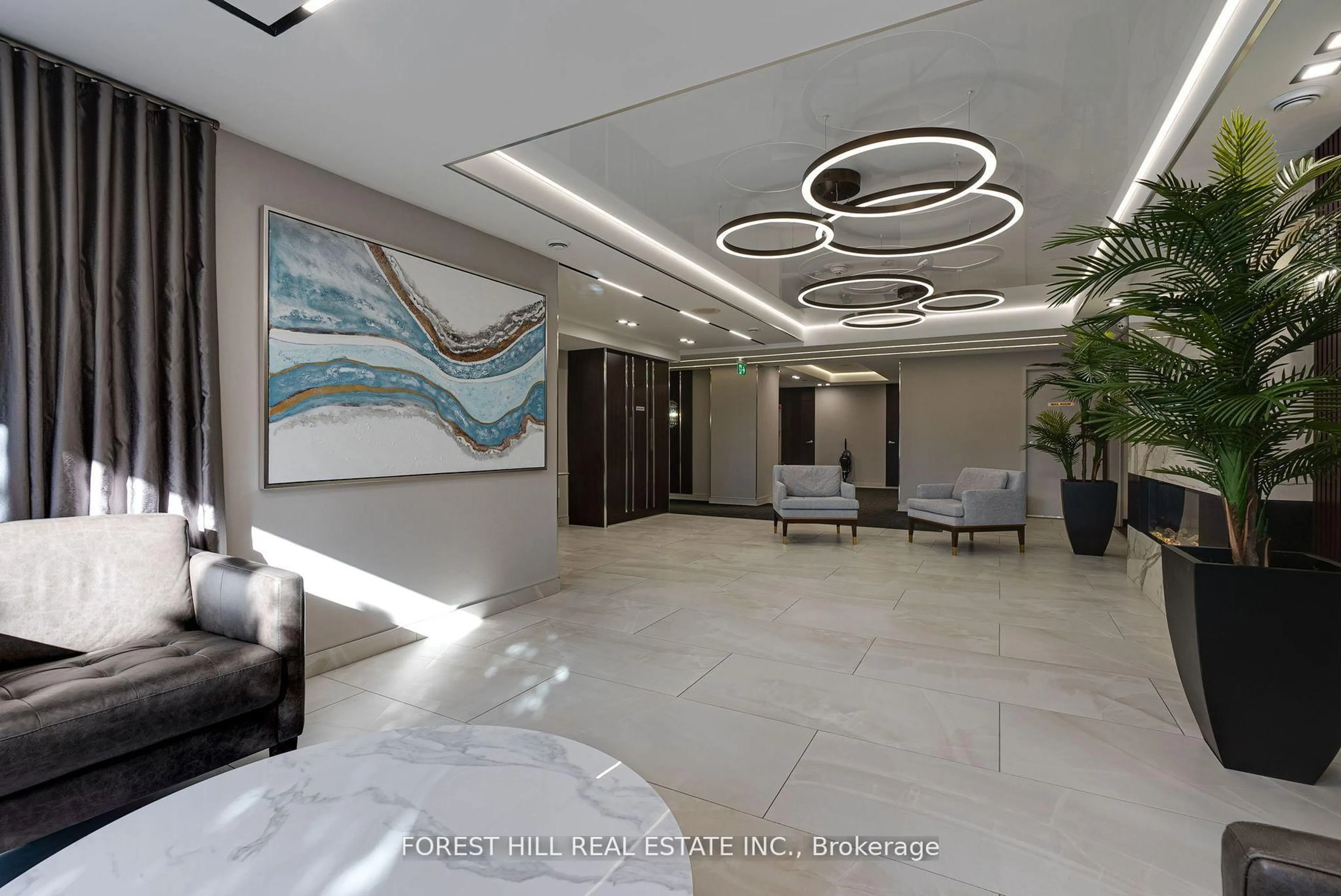 Lobby for 30 Harding Blvd #Ph01, Richmond Hill Ontario L4C 9M3