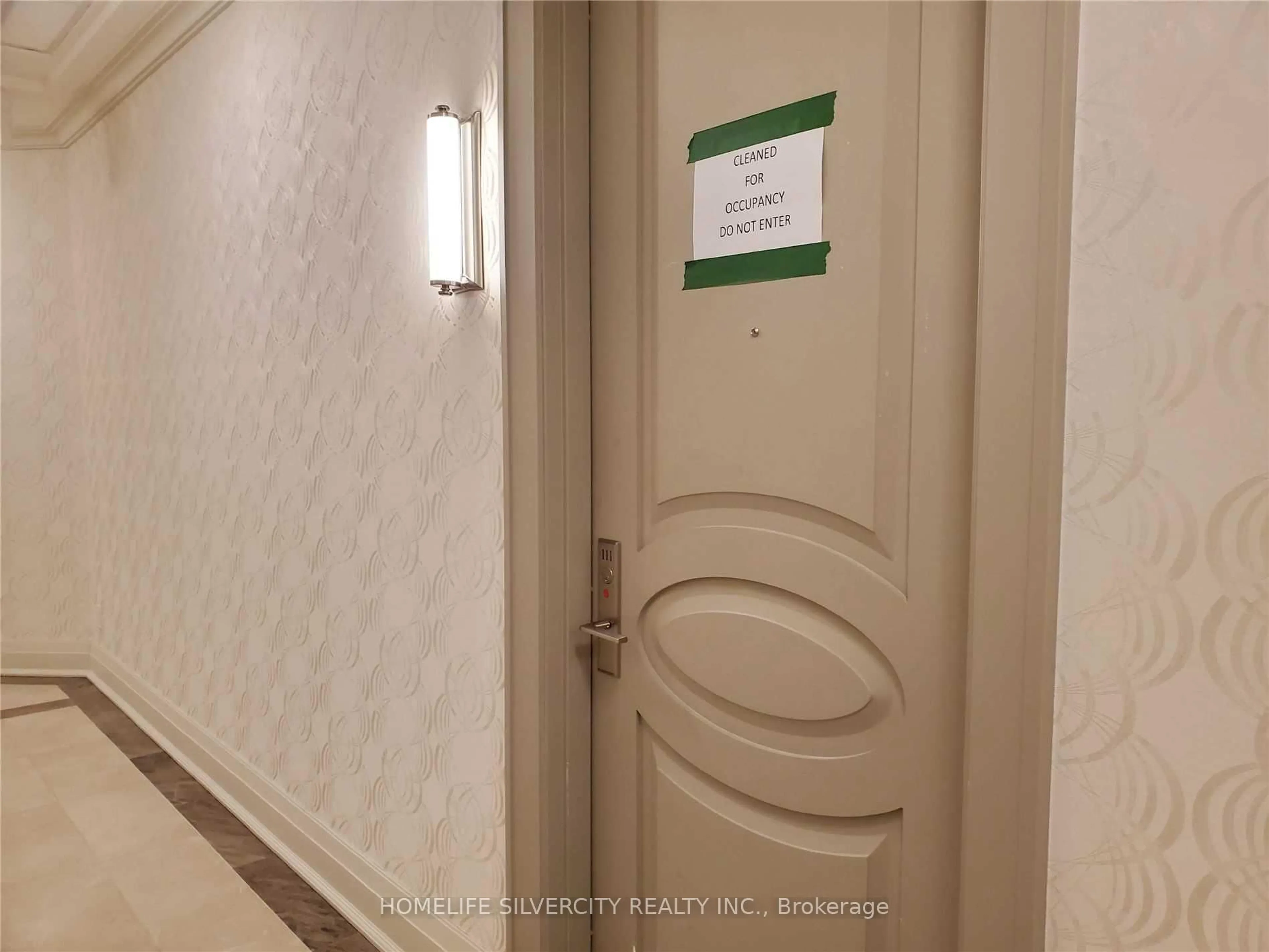 Unknown for 9075 Jane St #111, Vaughan Ontario L4K 0L7
