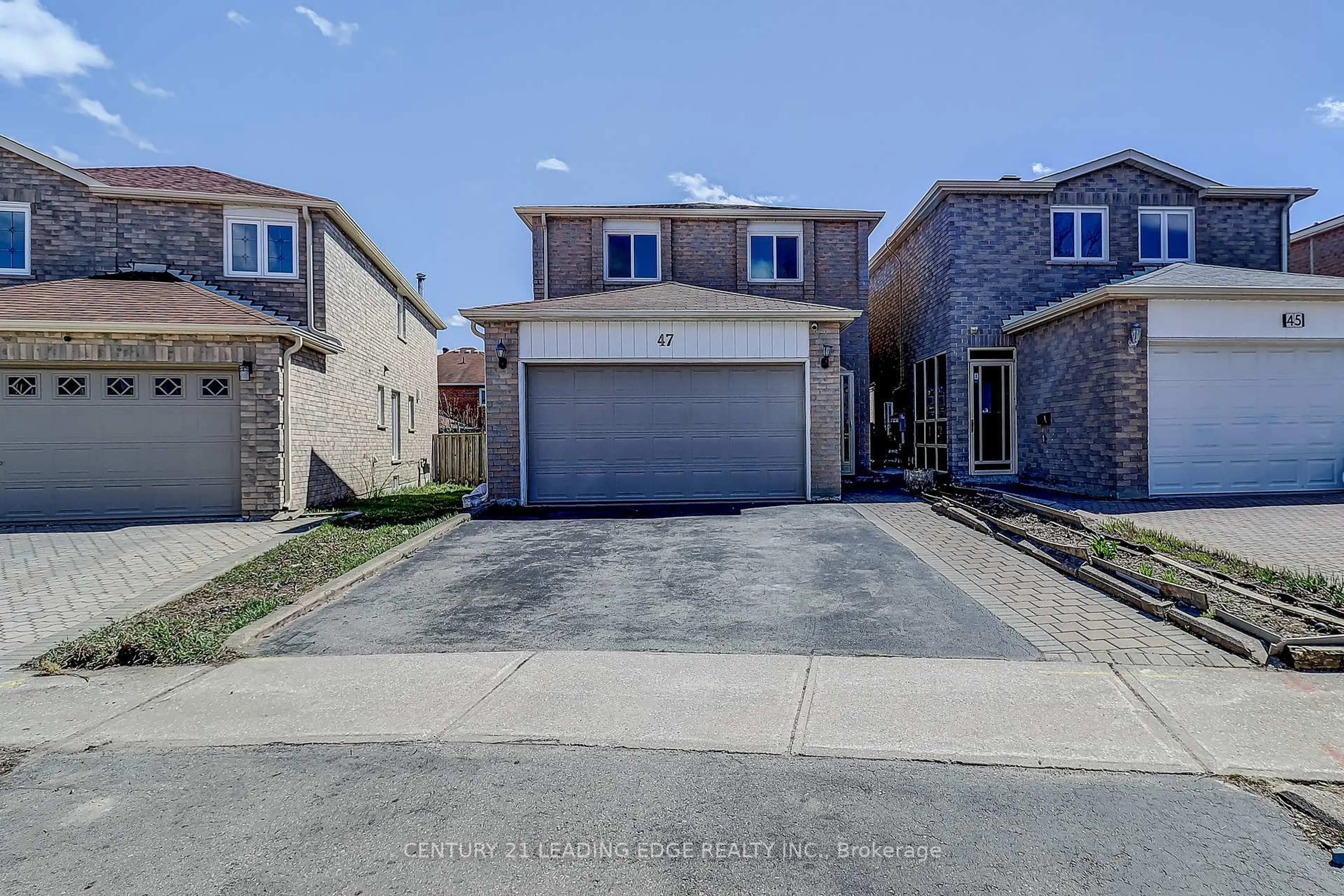 A pic from outside/outdoor area/front of a property/back of a property/a pic from drone, street for 47 Ingram Rd, Markham Ontario L3S 1T3