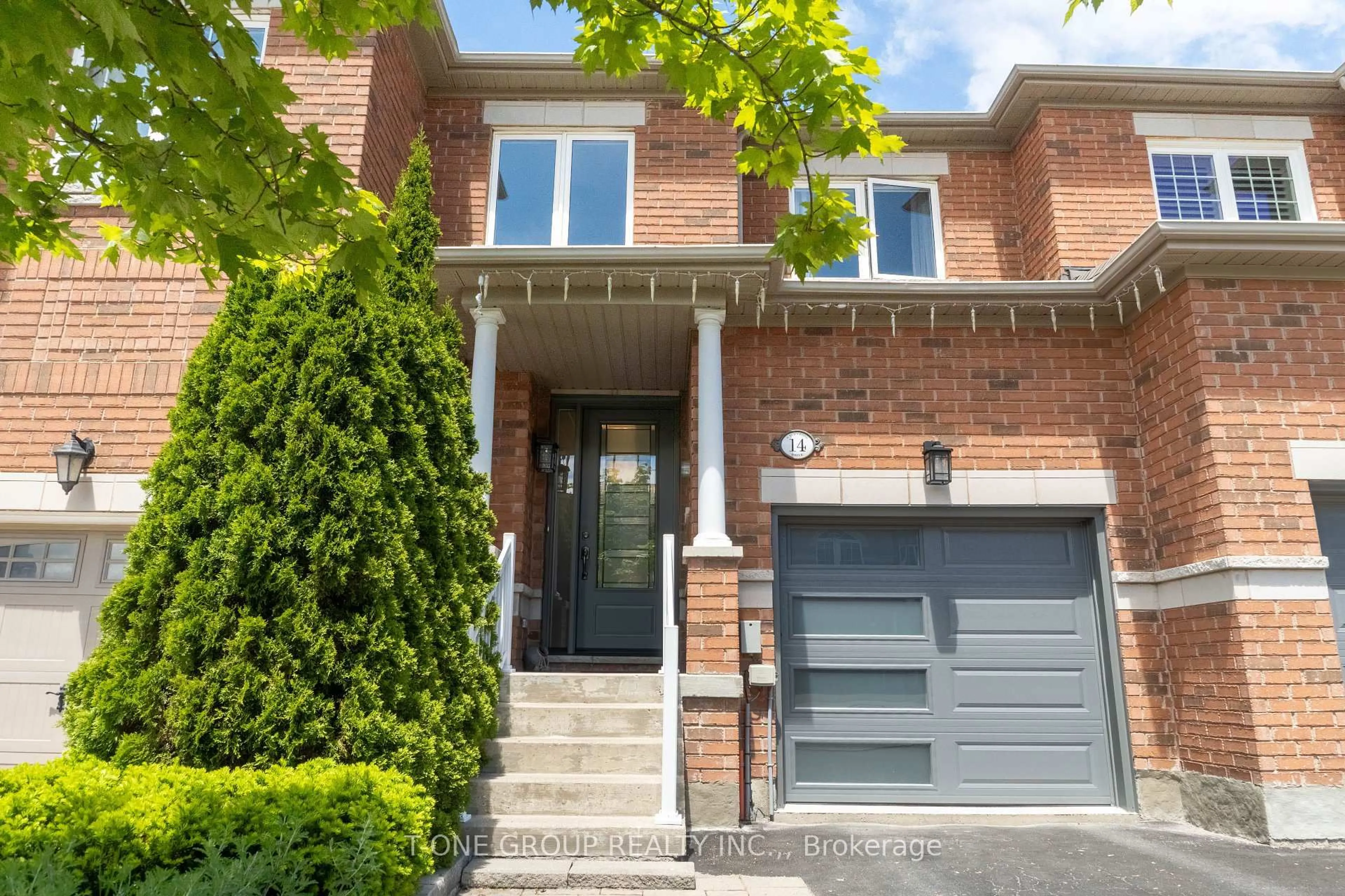 Home with brick exterior material, street for Unit 14 - 8 Townwood Dr, Richmond Hill Ontario L4E 4X9